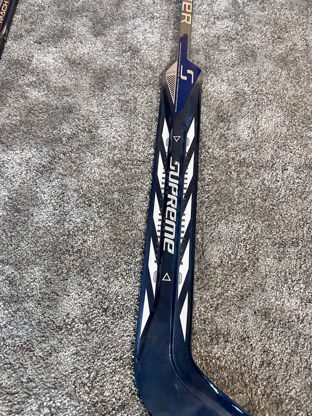 NCAA Bauer Shadow Full Right 24" Navy Pro Stock Goalie Stick #7