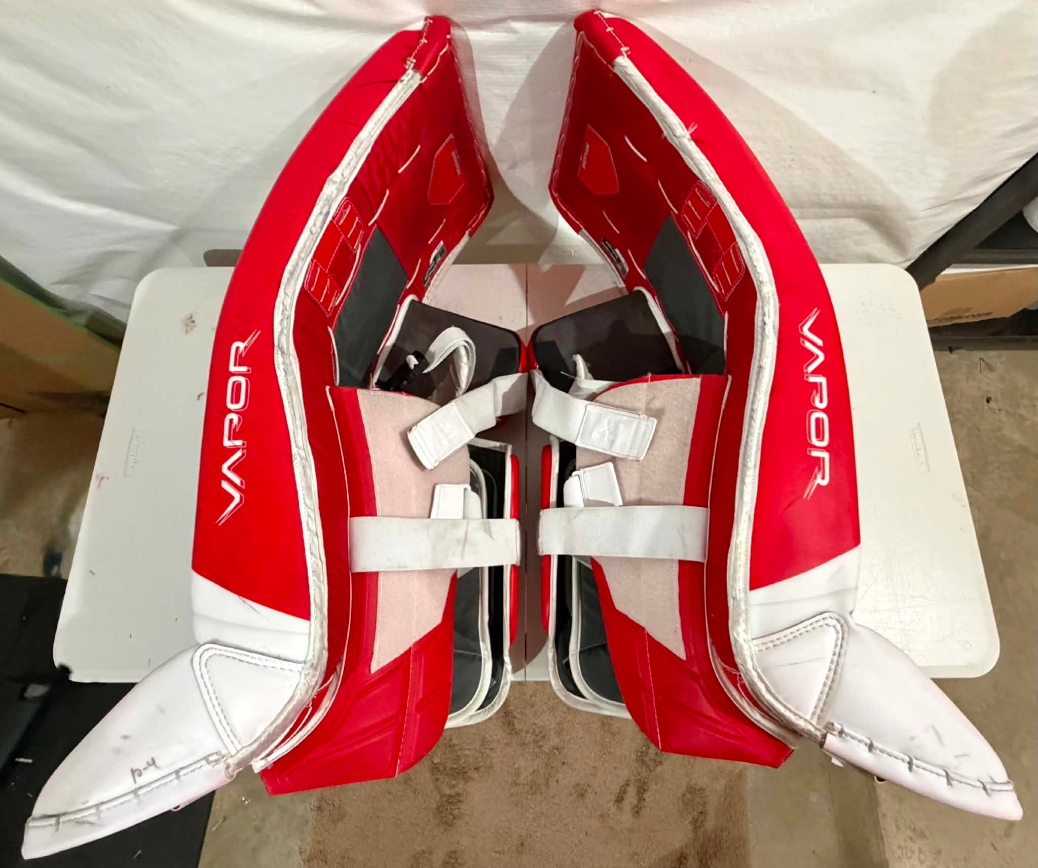 Bauer Vapor flylite 34+1 pro stock goalie full set