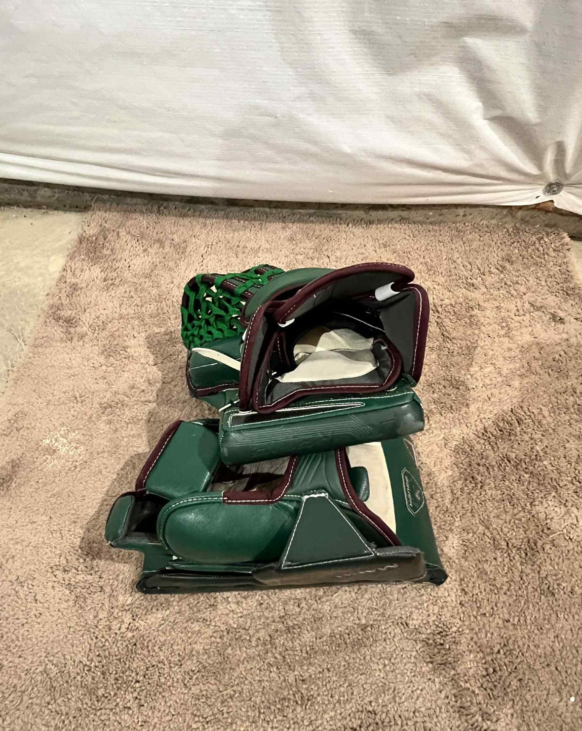 Bauer Mach Full Right 35+1 Goalie Pro Stock Full Set