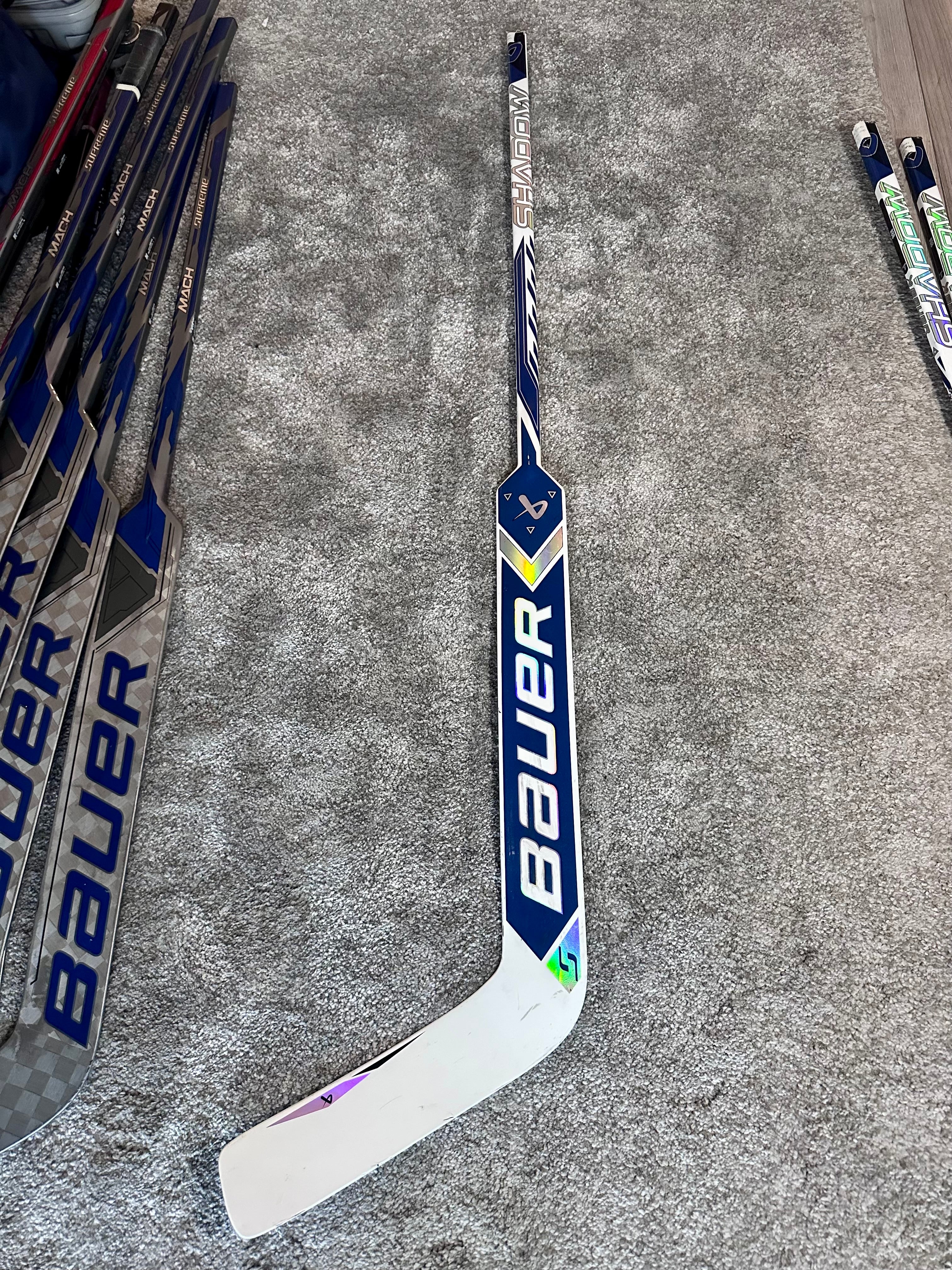NCAA Bauer Shadow Full Right 24" White Pro Stock Goalie Stick #4