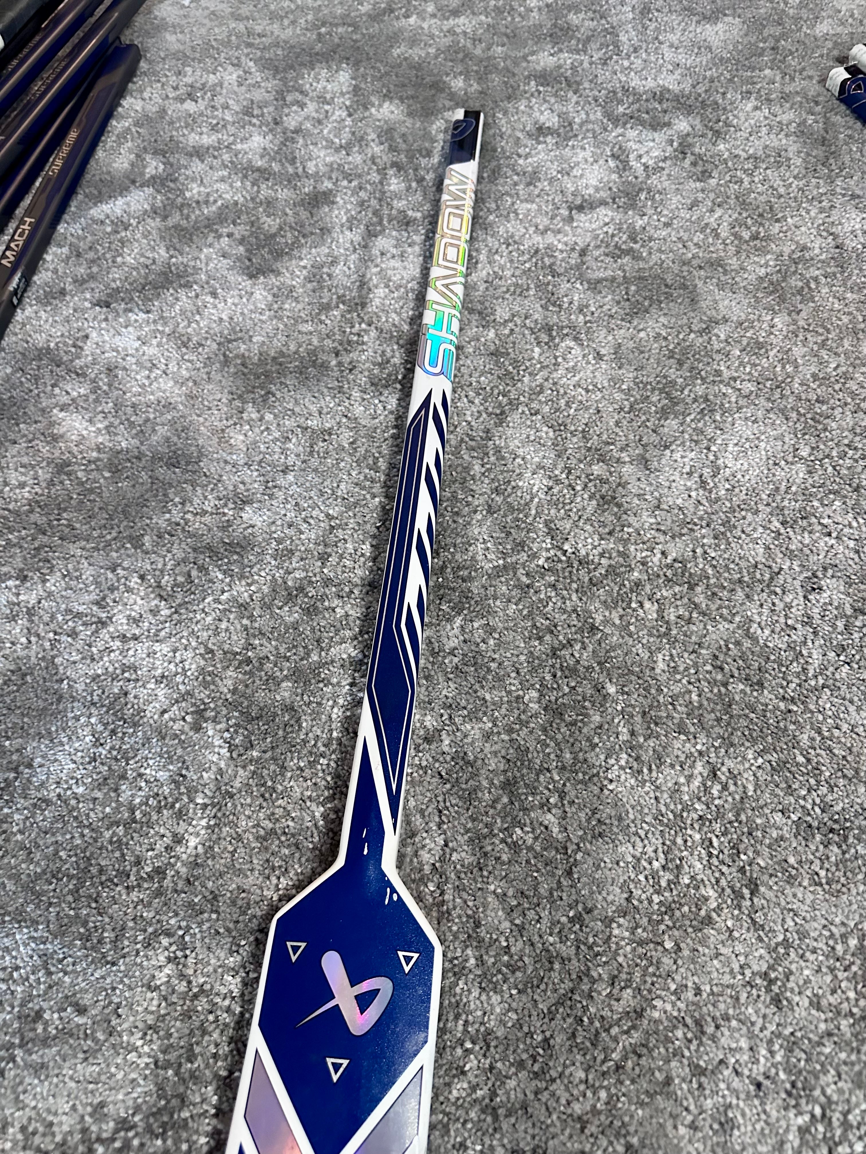 NCAA Bauer Shadow Full Right 24" White Pro Stock Goalie Stick #6