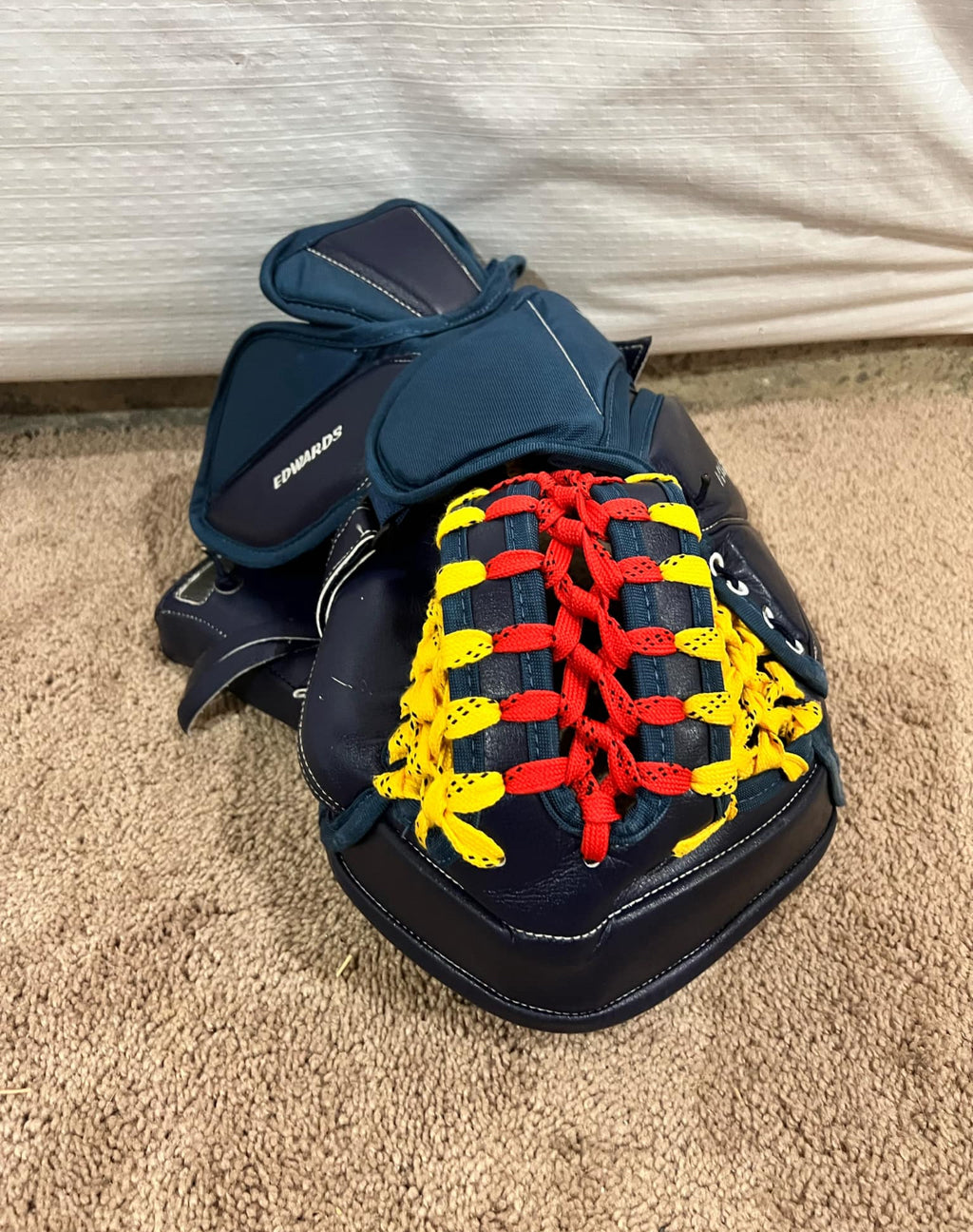 Bauer pro custom ultrasonic goalie glove