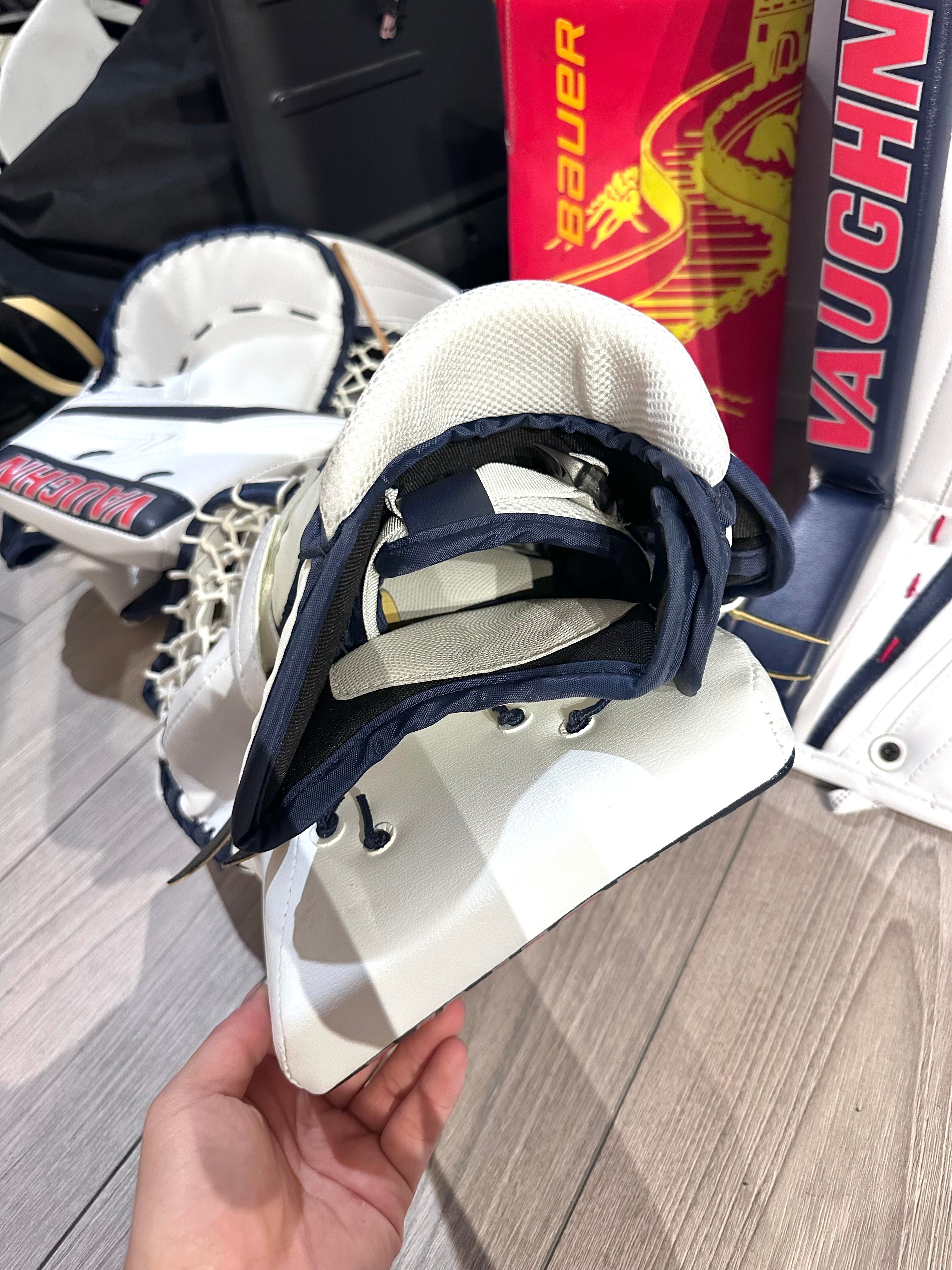 New NCAA Vaughn V9 Pro Carbon Full Right 31+2 Goalie Pro Stock Full Set