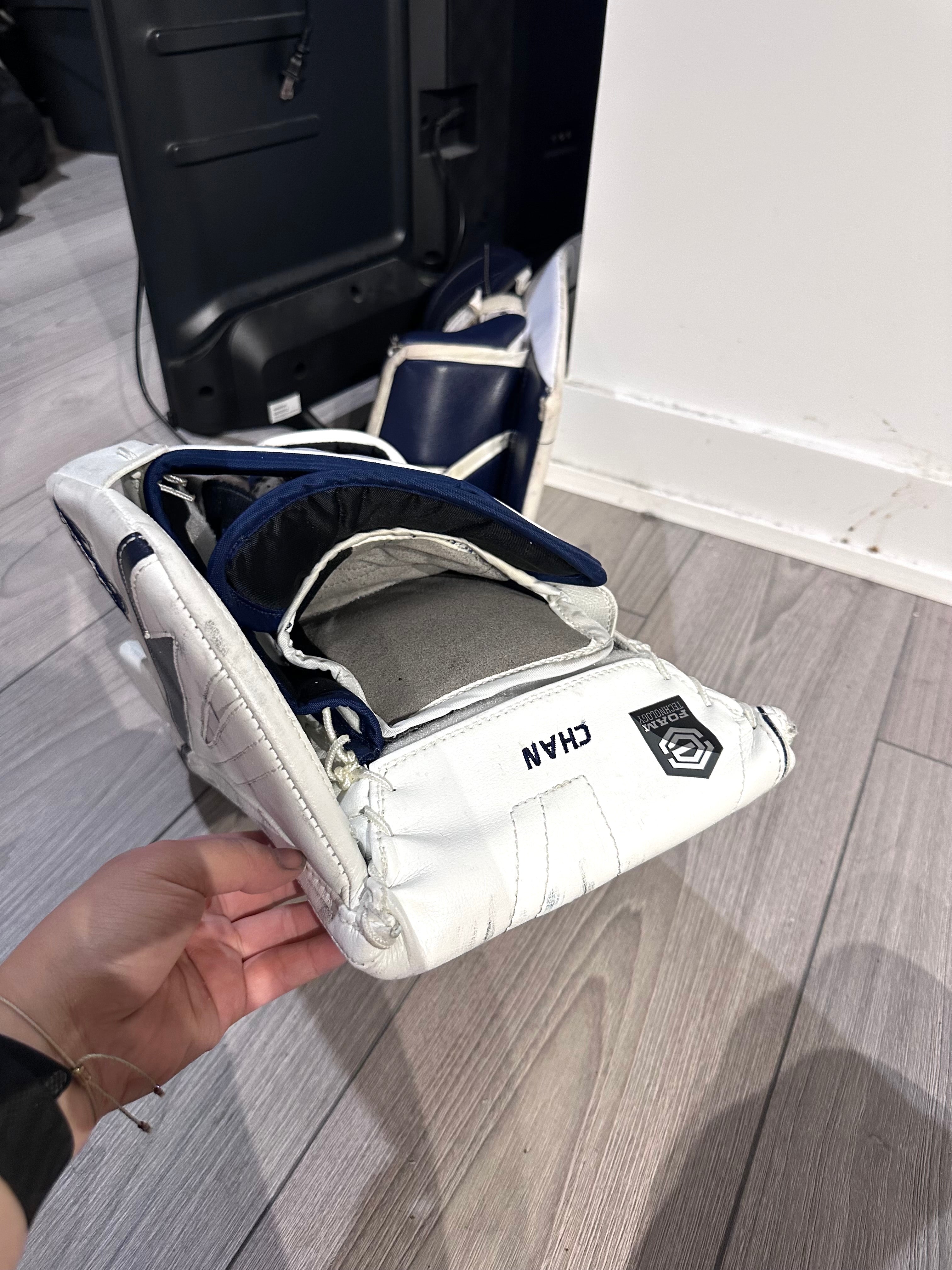 NCAA Brian Optik 2 32+1 Full Right Pro Stock Goalie Full Set