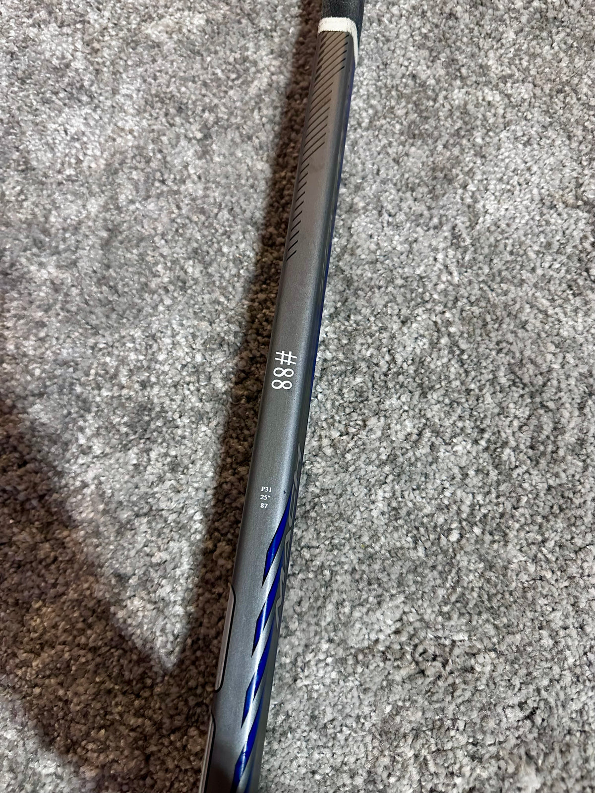 NCAA Bauer Mach 25" Full Right Pro Stock Goalie Stick #2