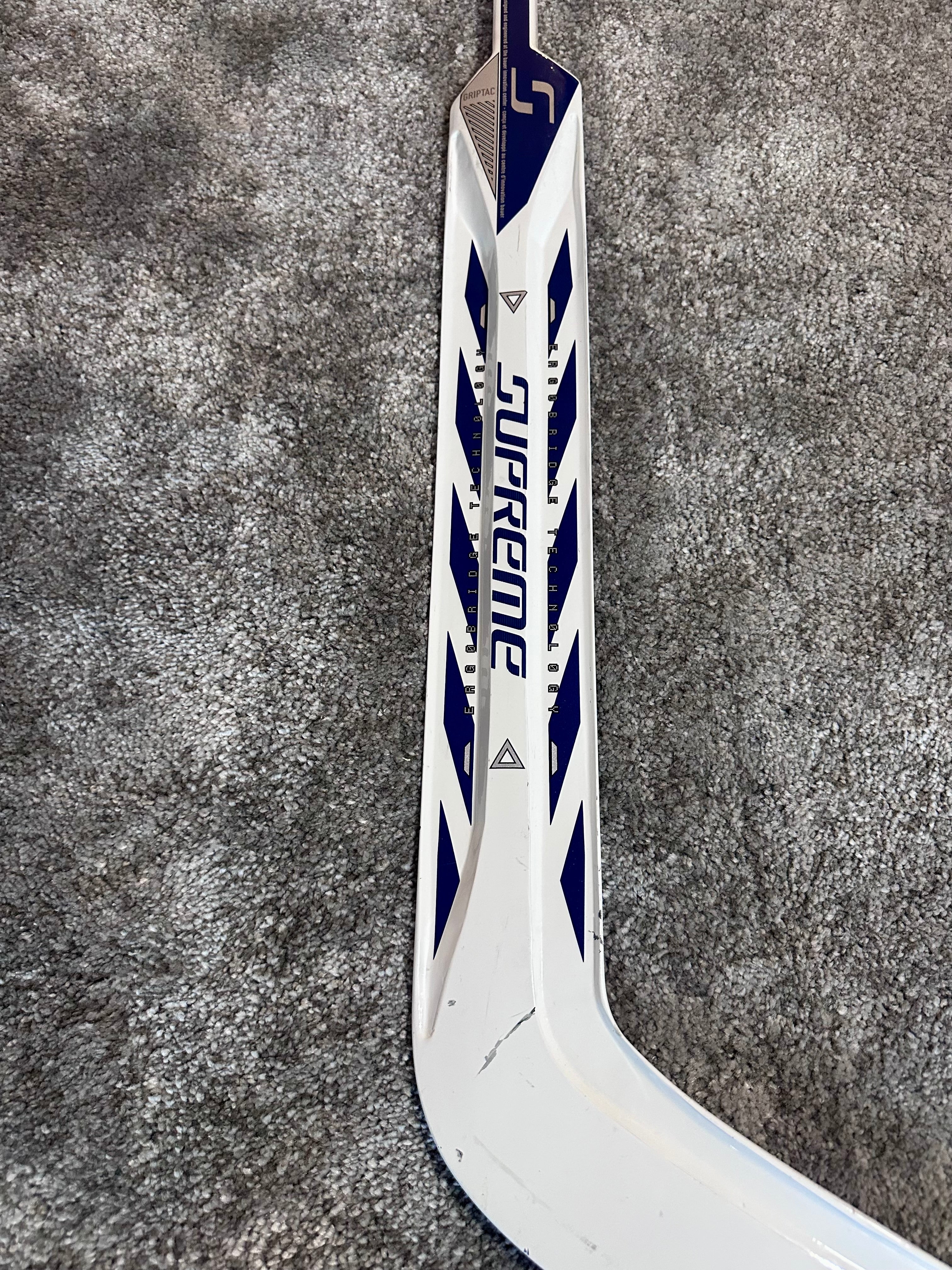 NCAA Bauer Shadow Full Right 24" White Pro Stock Goalie Stick #1