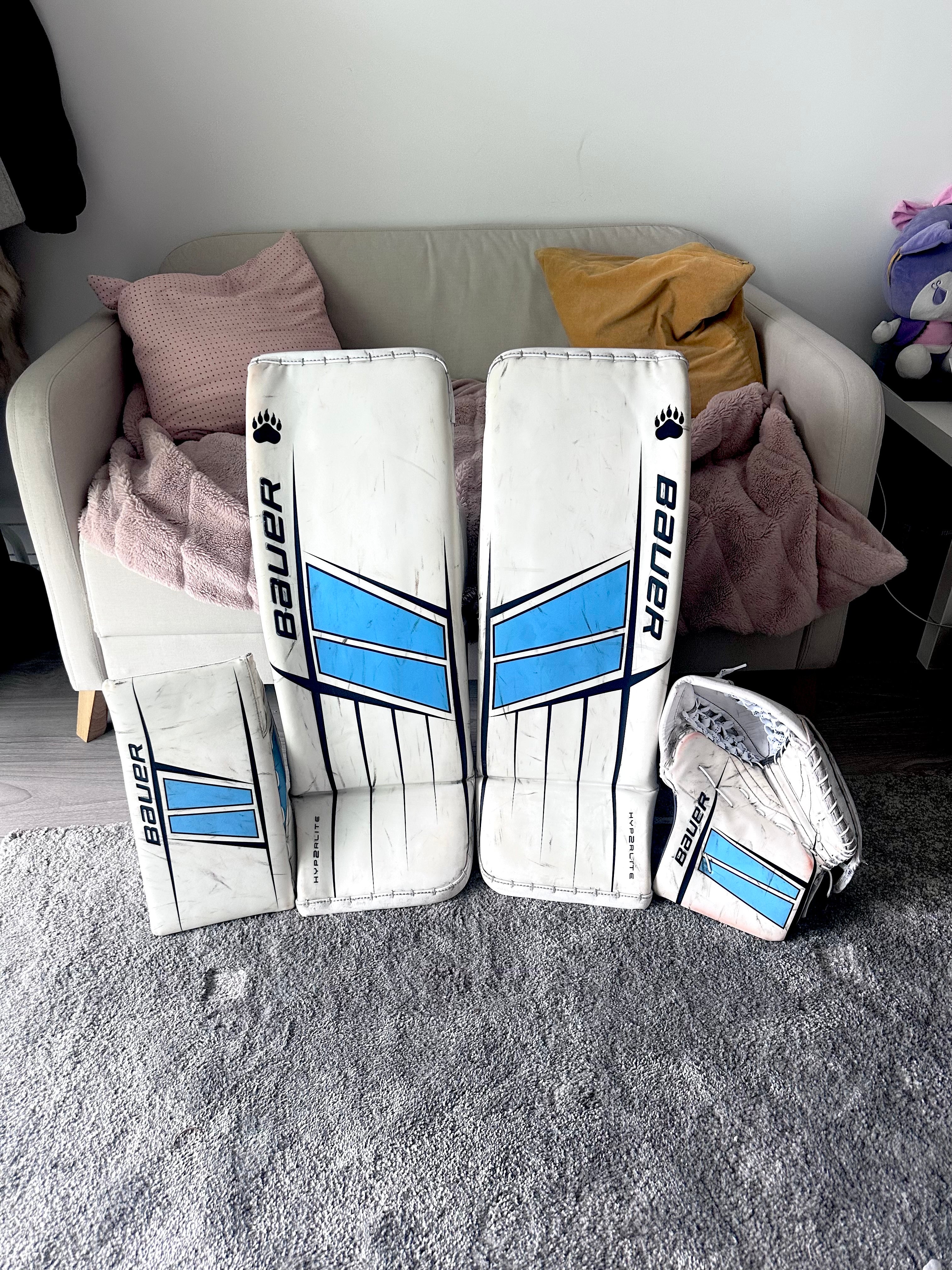 NCAA Bauer digit print Hyperlite 2 34+1 pro stock goalie full set