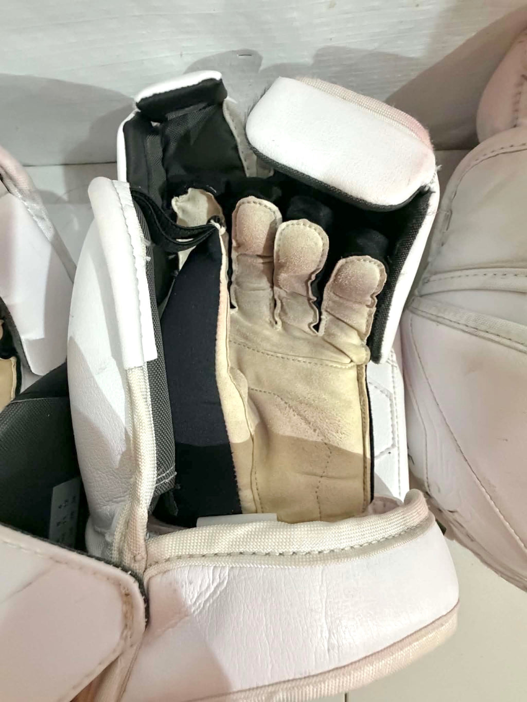 Bauer Flylite Full Right 35+1 Goalie Pro Stock Full Set with two glove sets