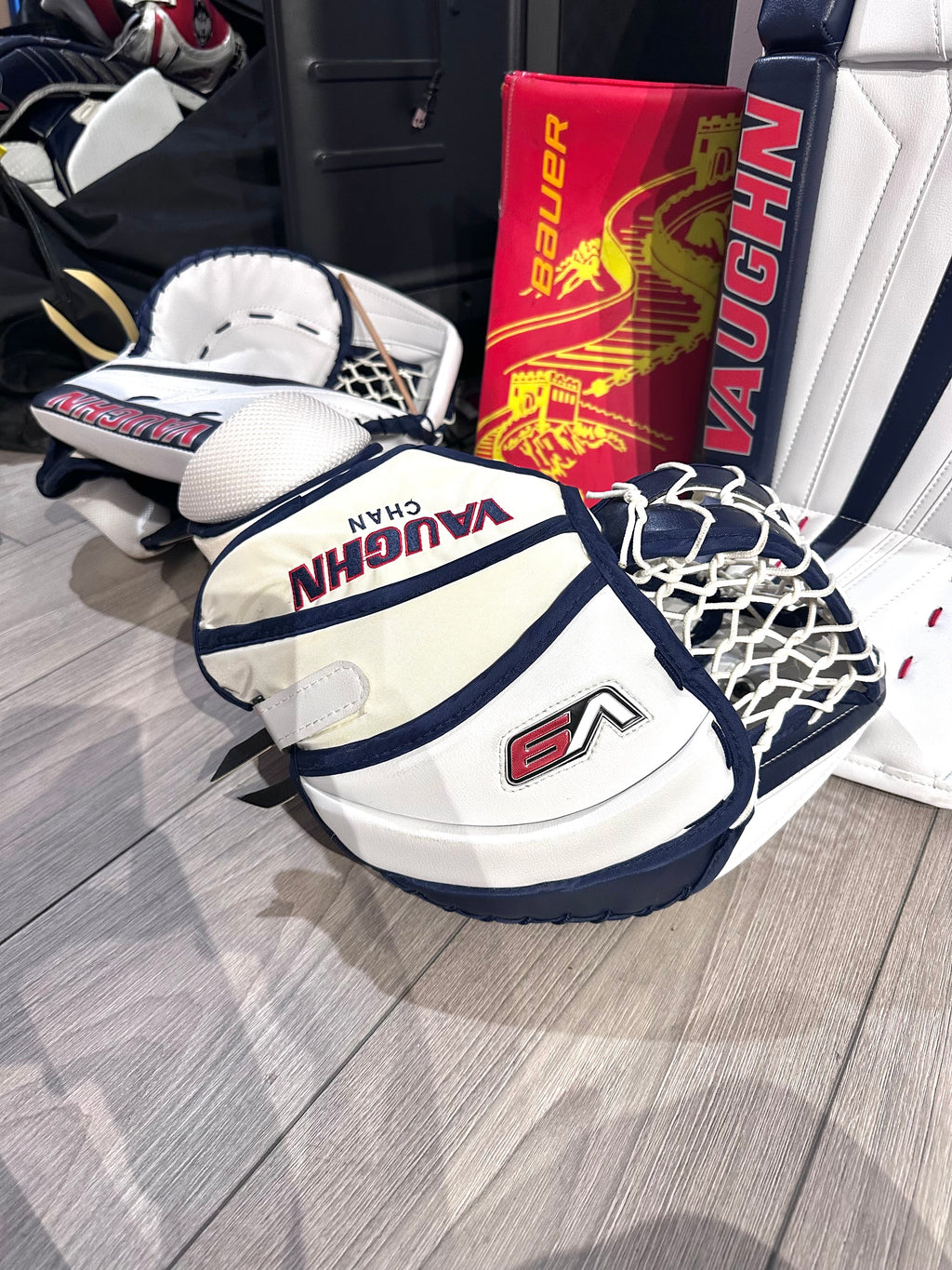 New NCAA Vaughn V9 Pro Carbon Full Right 31+2 Goalie Pro Stock Full Set