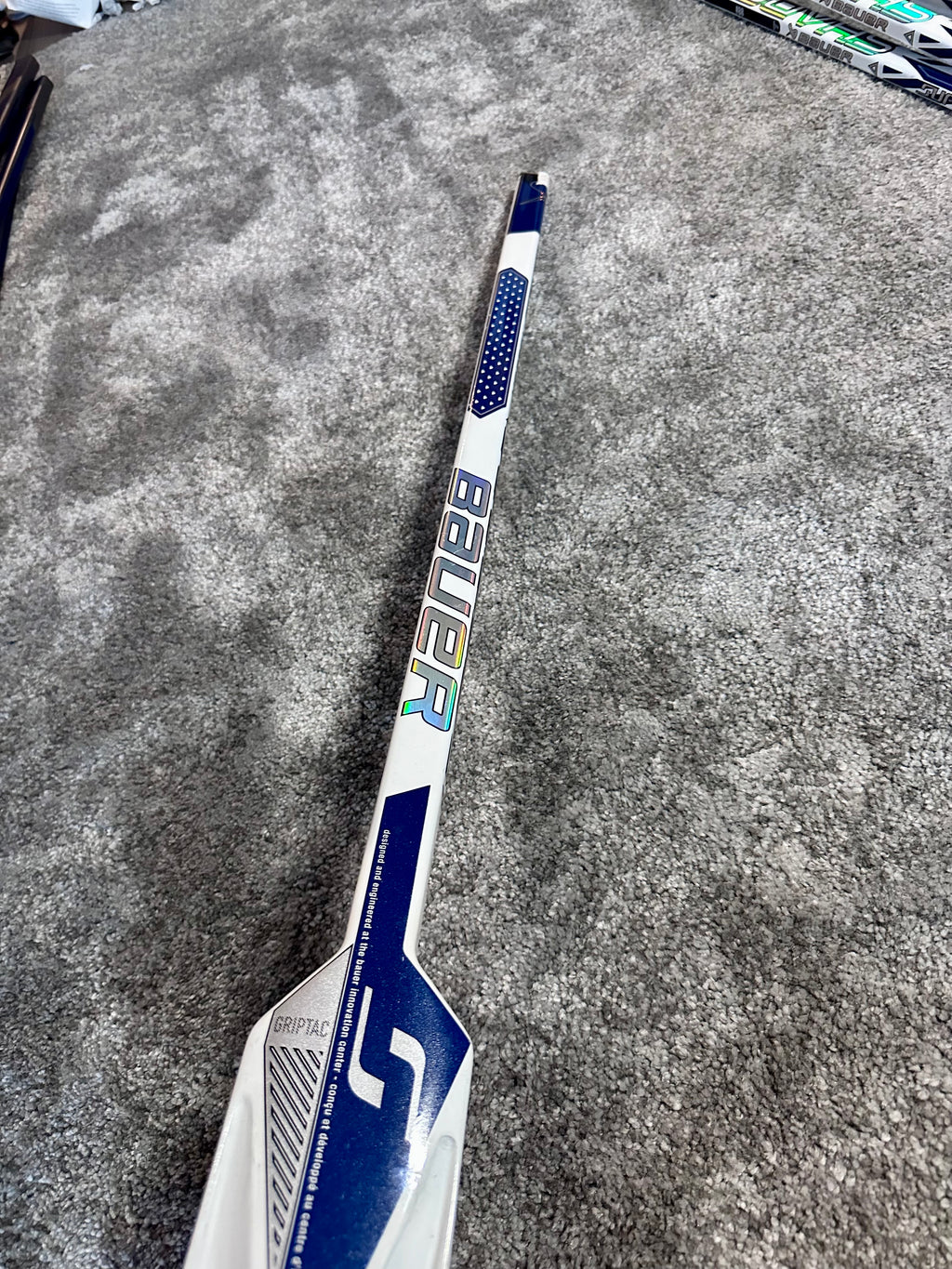 NCAA Bauer Shadow Full Right 24" White Pro Stock Goalie Stick #5