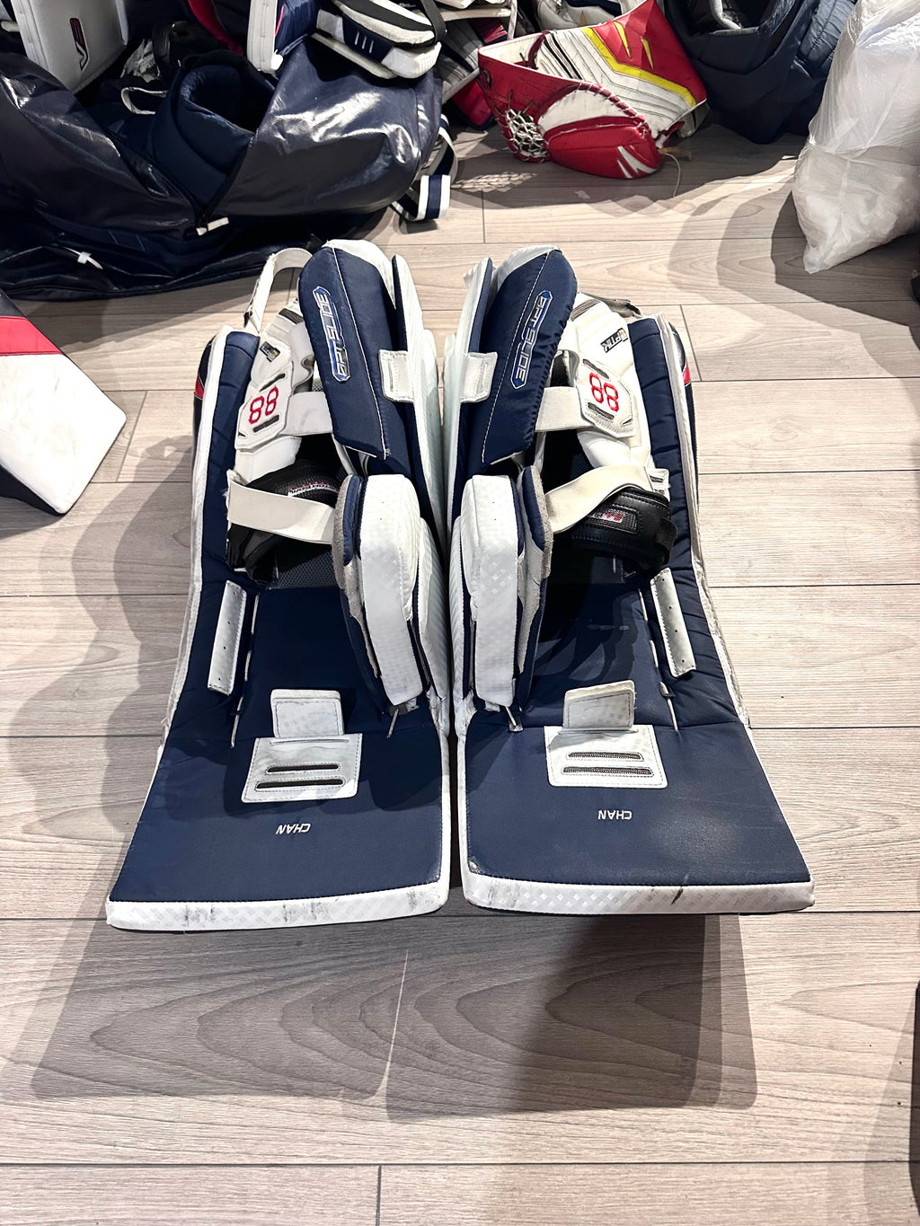 NCAA Brian’s / Vaughn Custom Optik 2 32+1 Full Right Pro Stock Goalie Full Set