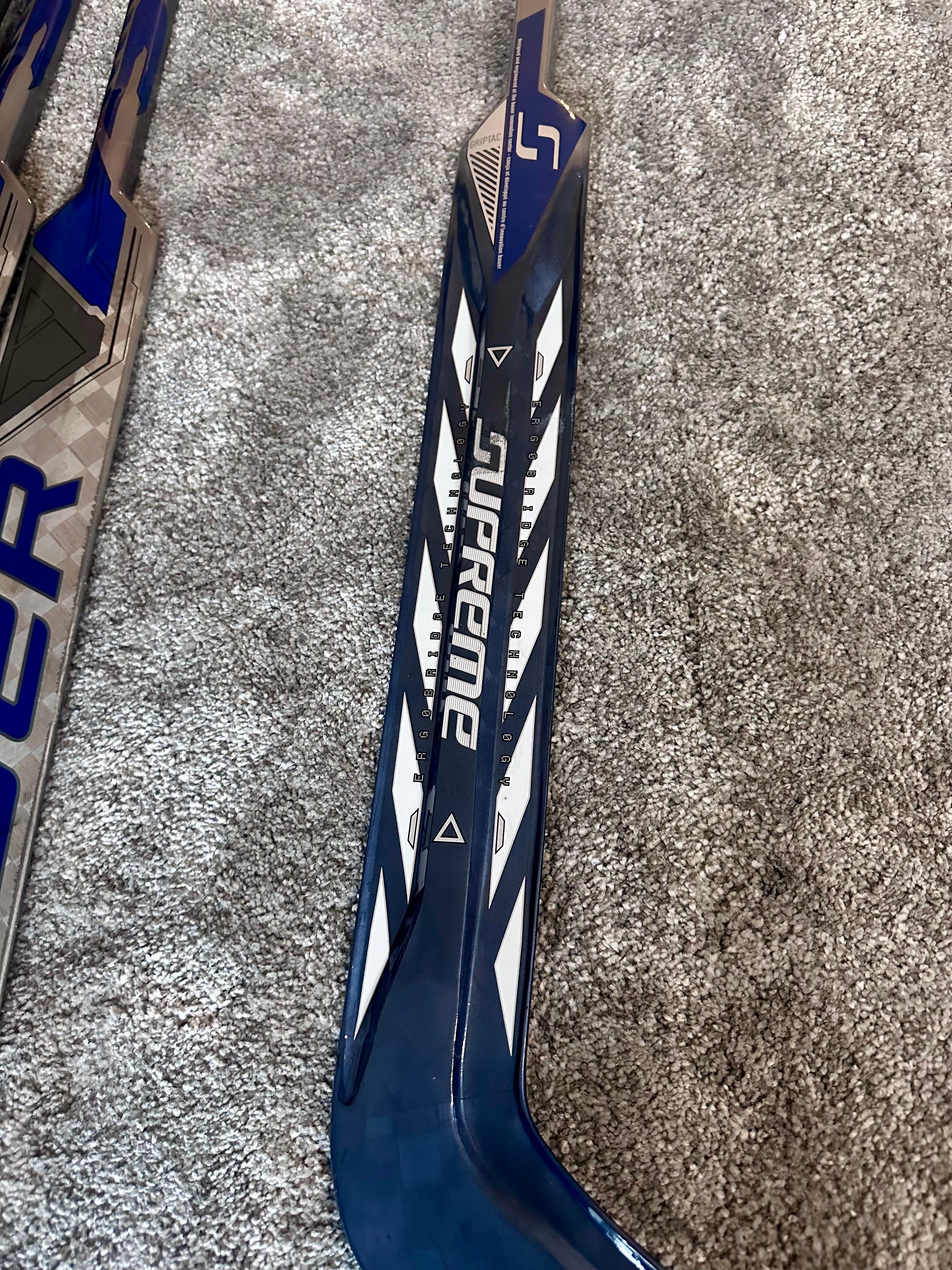 NCAA Bauer Shadow Full Right 24" Navy Pro Stock Goalie Stick #3