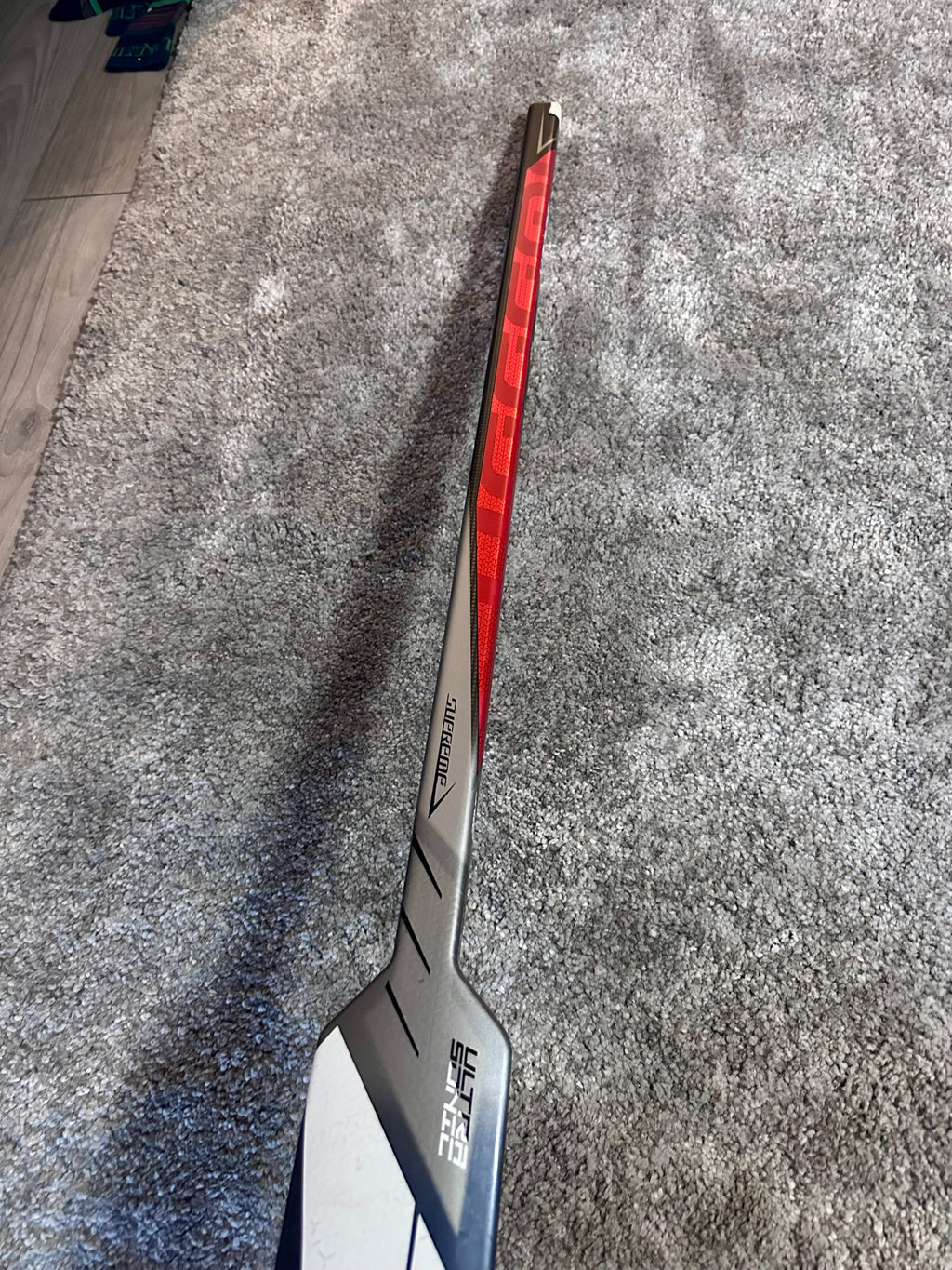 New NCAA Bauer Ultrsonic 25” Full Right Pro Stock Goalie Stick