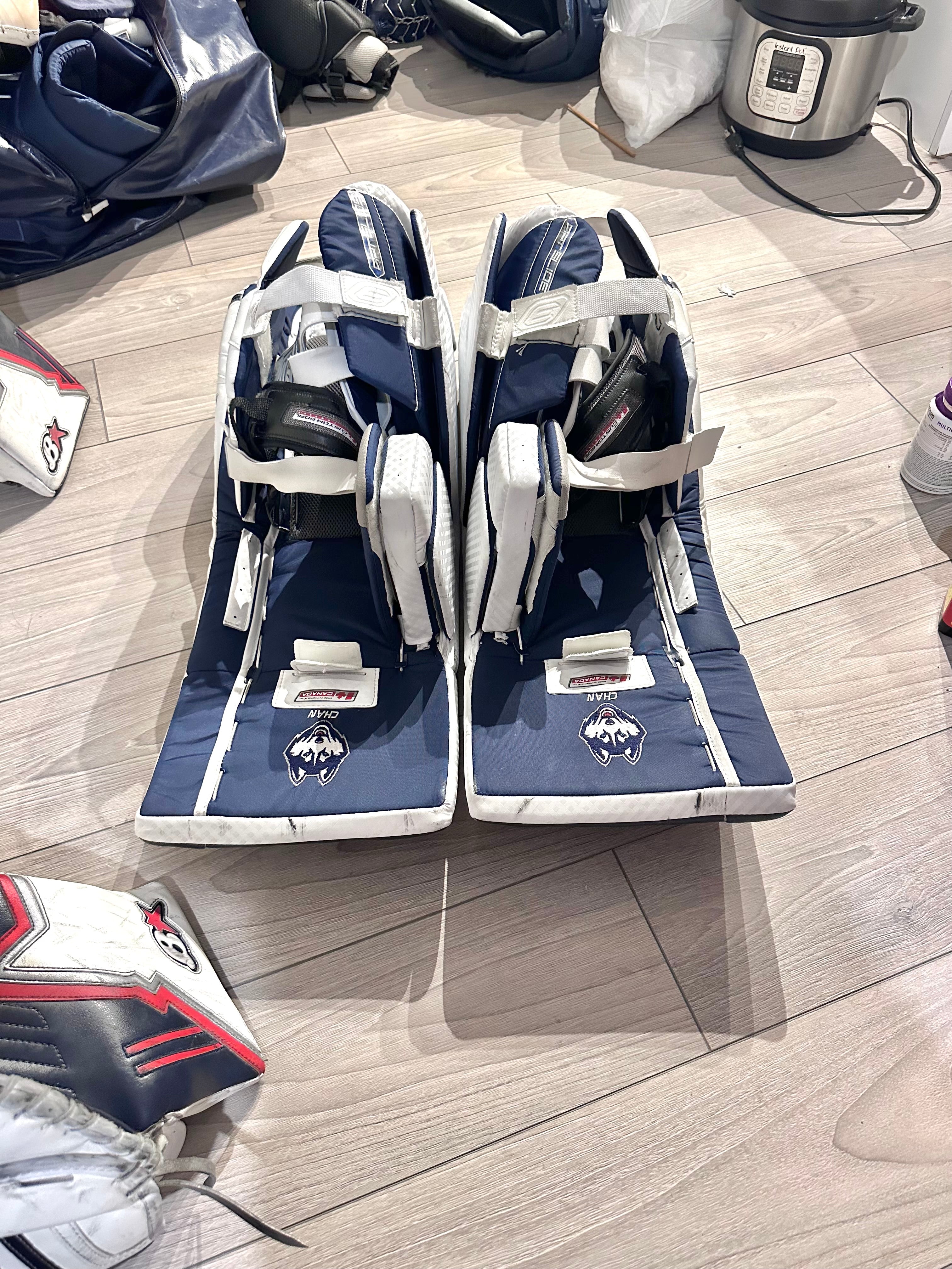 NCAA Brians custom optik 3 pro stock full right 32+1 goalie full set
