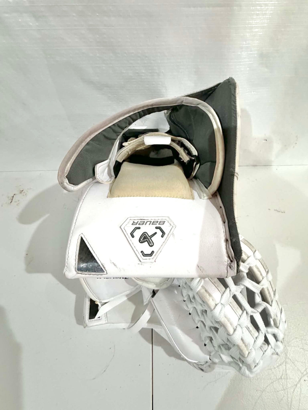 Bauer Hyperlite 2/Mach Regular 35+1 Goalie Pro stock Full Set