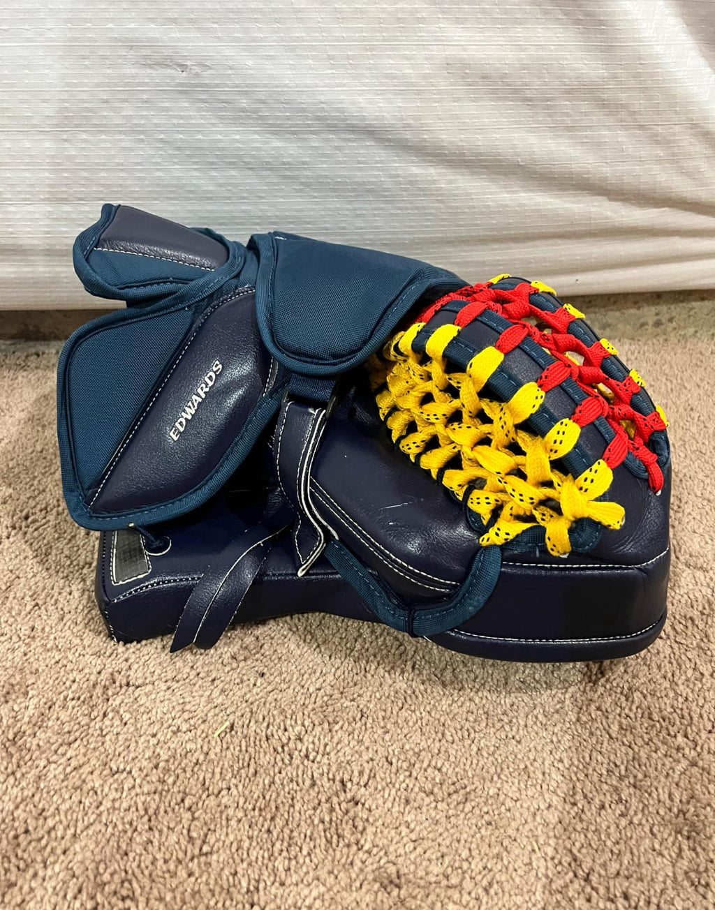 Bauer pro custom ultrasonic goalie glove