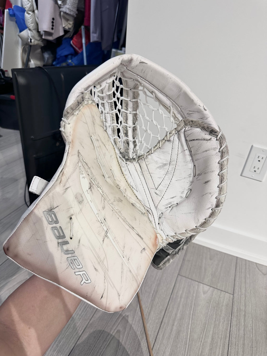 Bauer Hyperlite 2 / Mach White Pro Stock Goalie Full Set