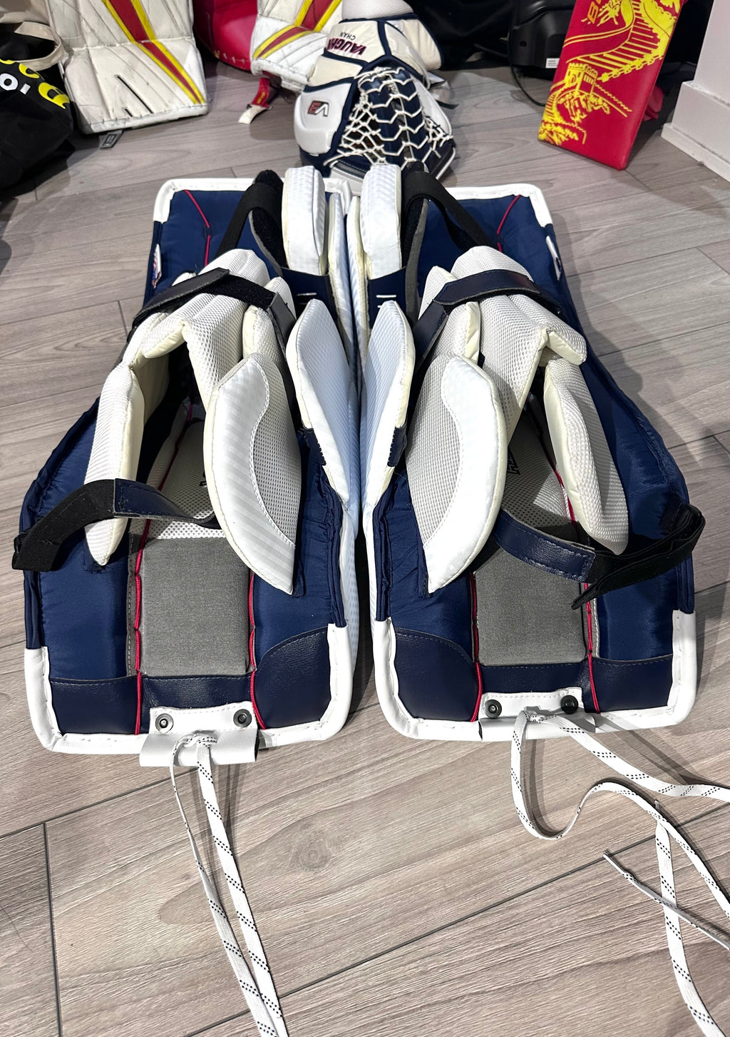 New NCAA Vaughn V9 Pro Carbon Full Right 31+2 Goalie Pro Stock Full Set