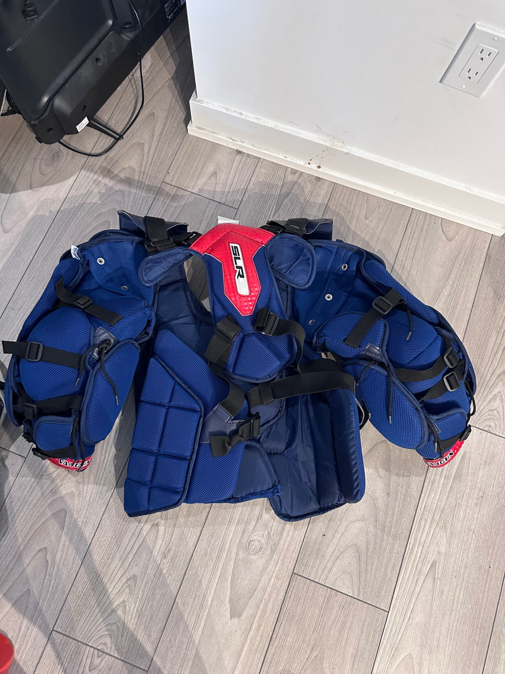NCAA Vaughn SLR3 Pro Carbon Goalie Pro Stock Chest Protector