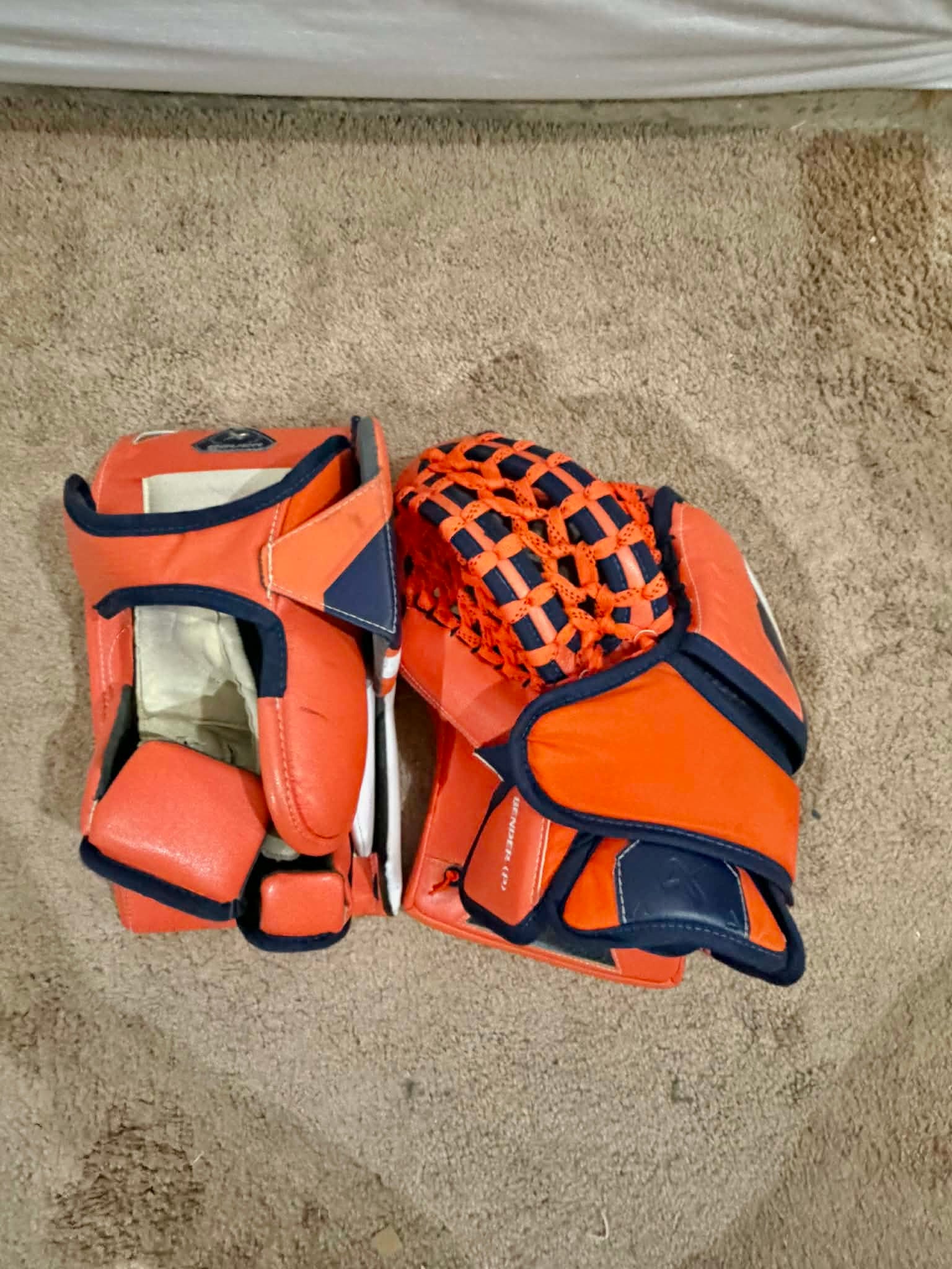 OHL Bauer Shadow Full Right 36+1 pro stock Goalie Full Set