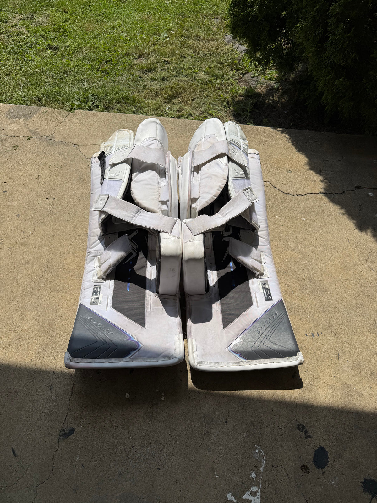 Bauer Vapor Flylite 33+1 senior goalie pads