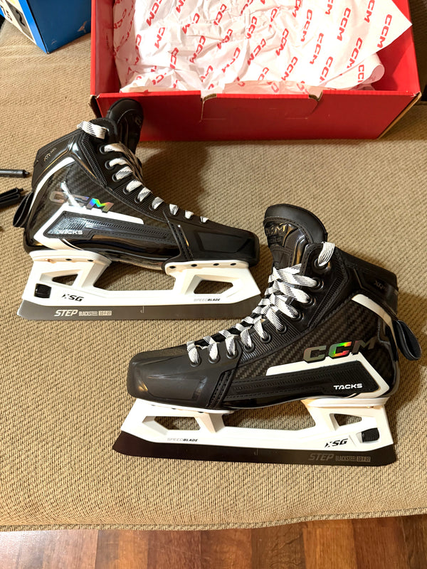 New 2026 CCM Tacks XR Hockey size 8 Goalie Skates