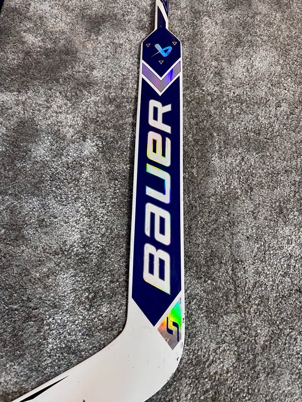 NCAA Bauer Shadow Full Right 24" White Pro Stock Goalie Stick #1