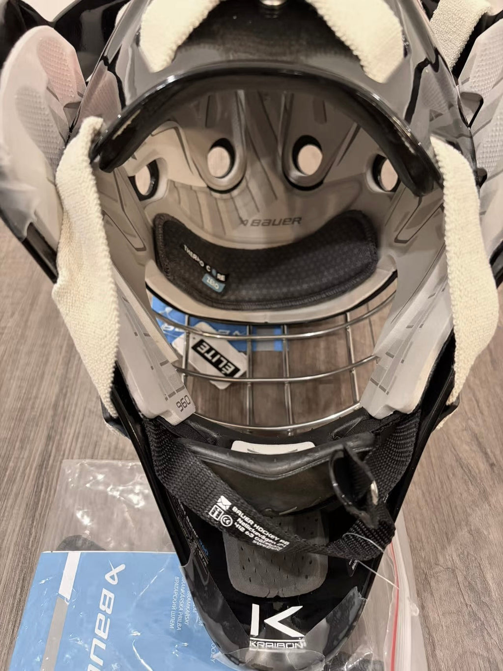 New Bauer S24 profile 960 Goalie Mask