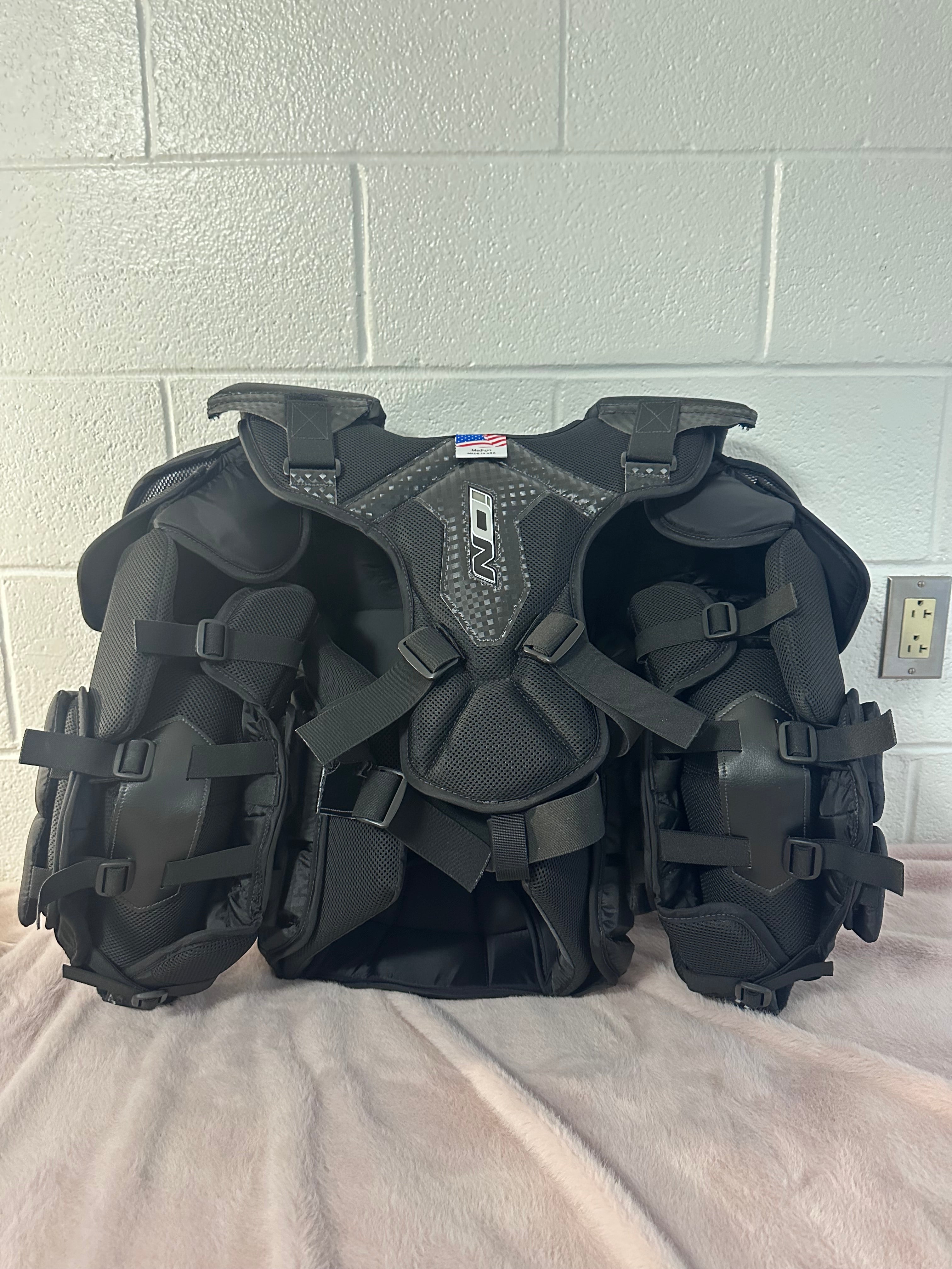 New 2026 Vaughn Ion Pro Select goalie chest protector