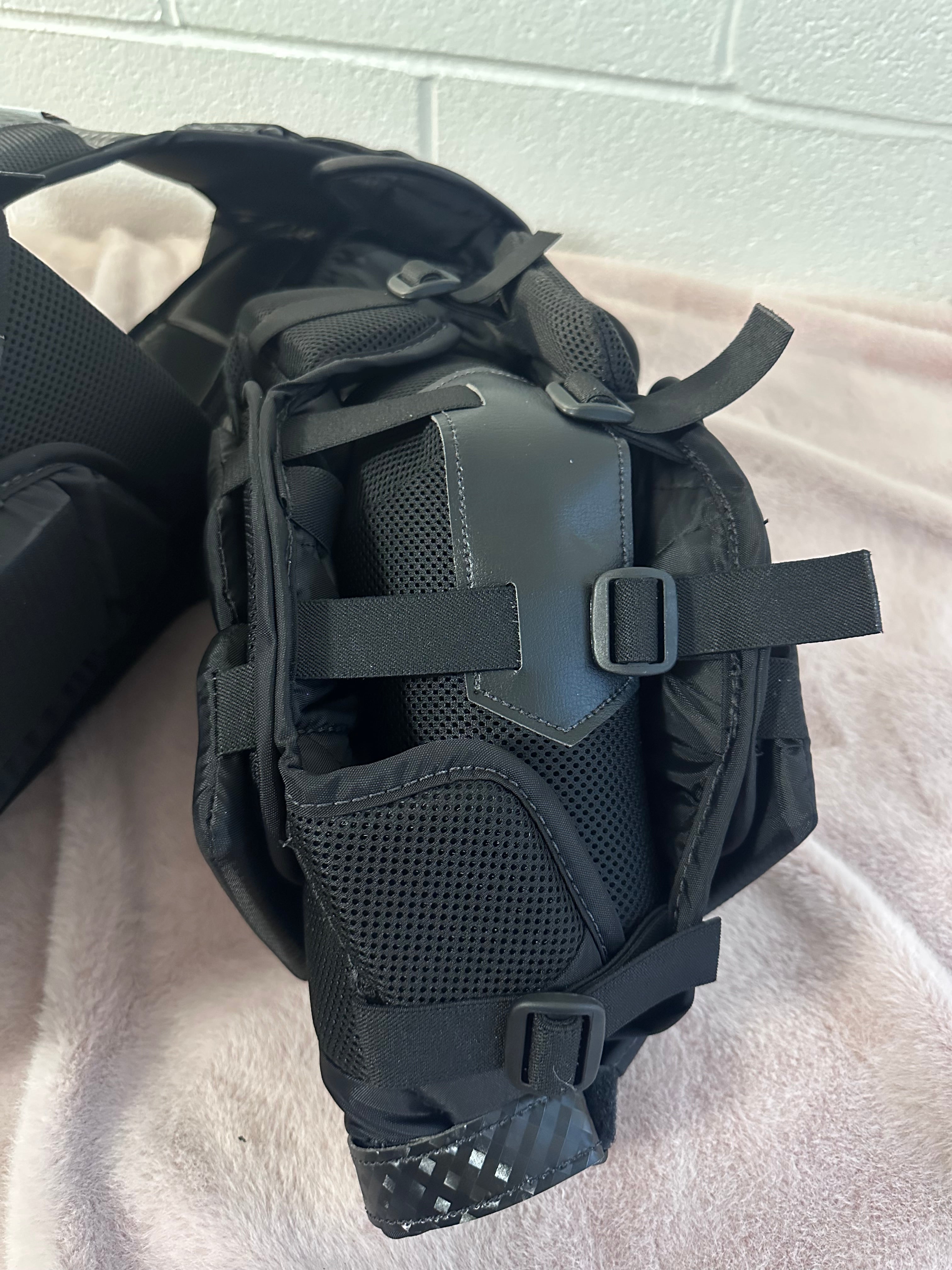 New 2026 Vaughn Ion Pro Select goalie chest protector