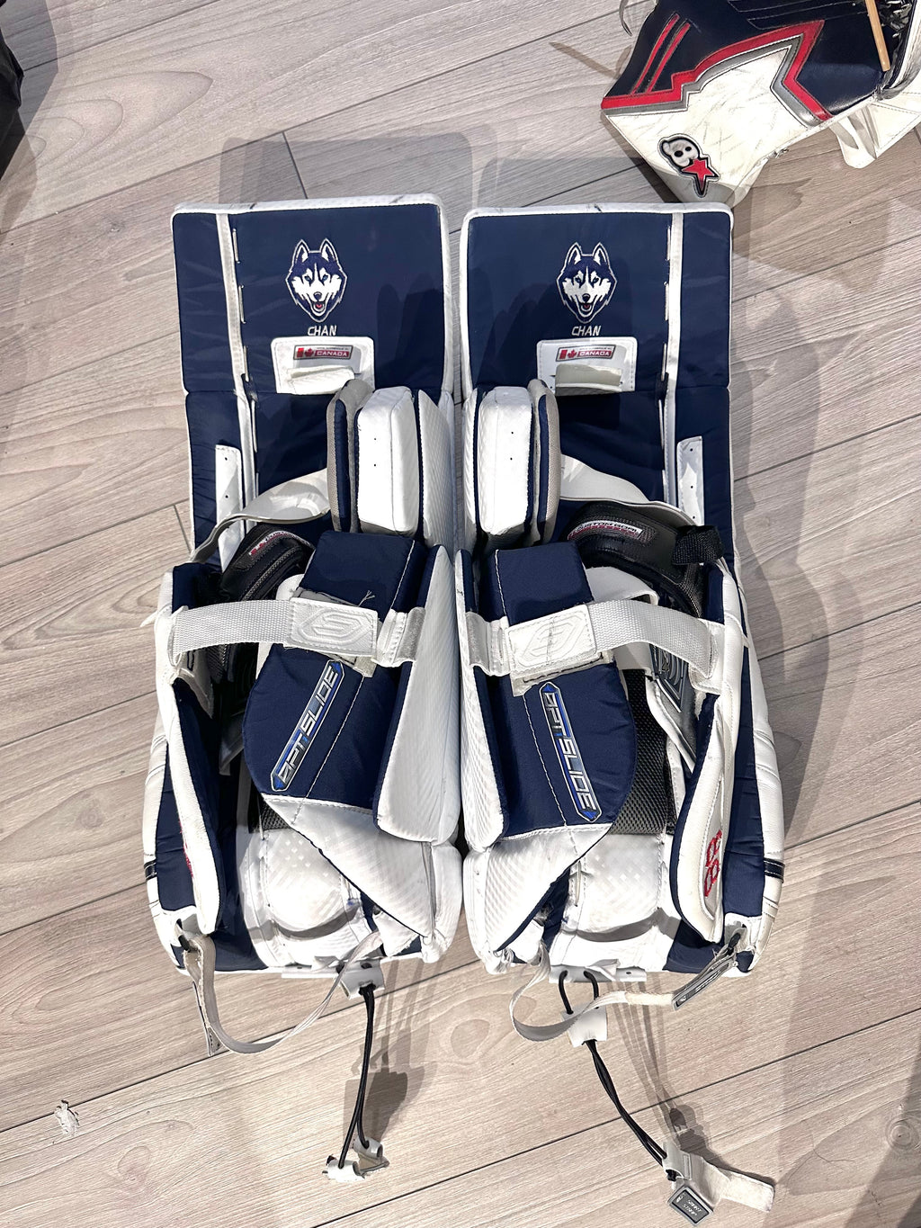 NCAA Brians custom optik 3 pro stock full right 32+1 goalie full set