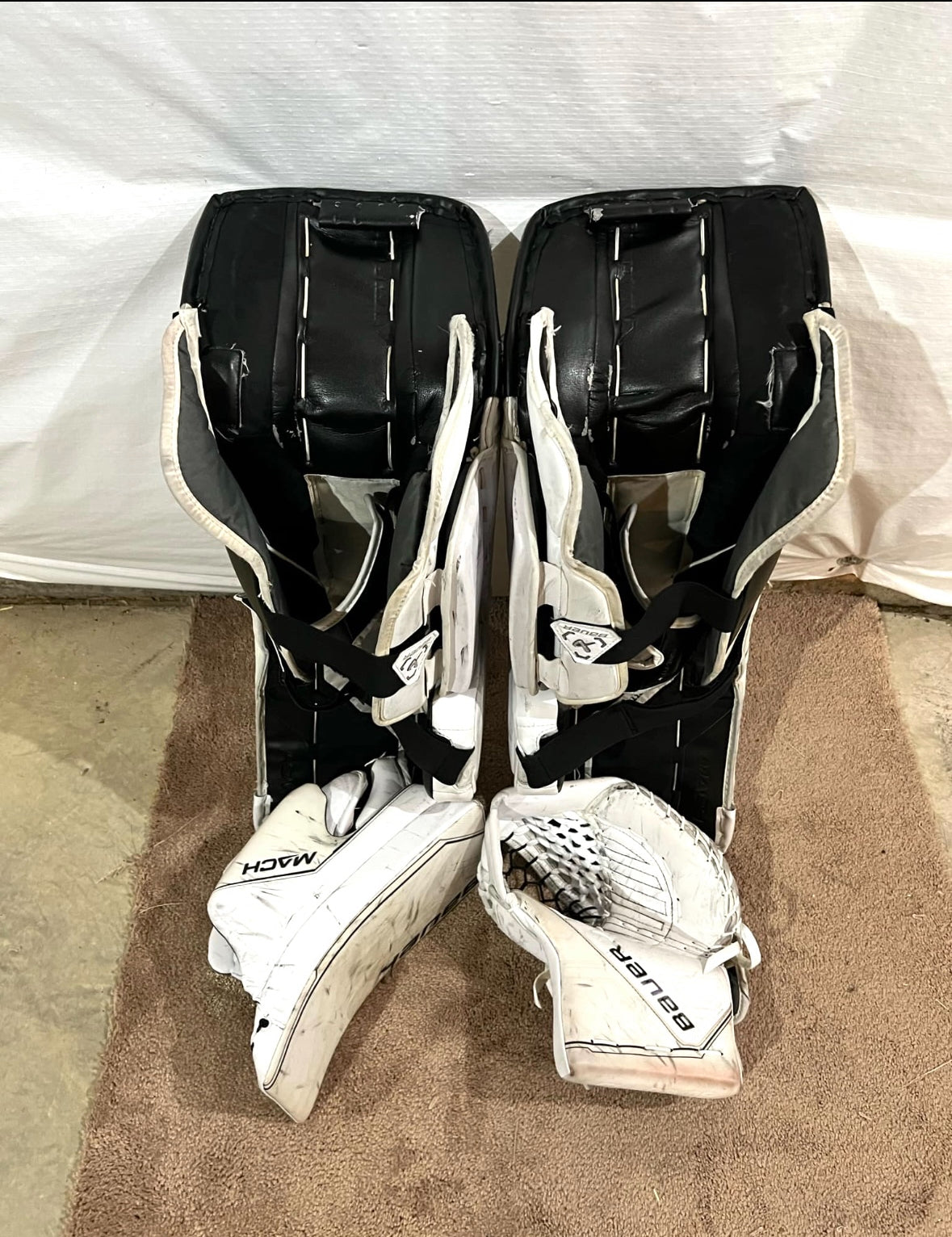 Bauer Mach 34+1 pro stock goalie full set