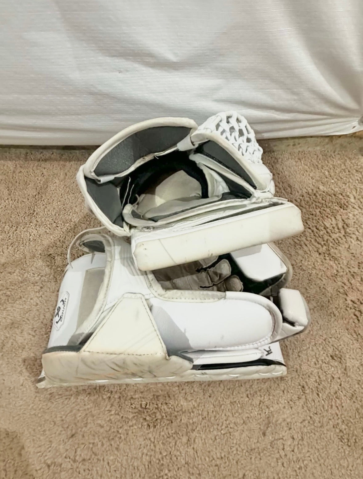 Pittsburgh penguins Bauer Hyperlite 2 Regular Goalie pro stock Full Set