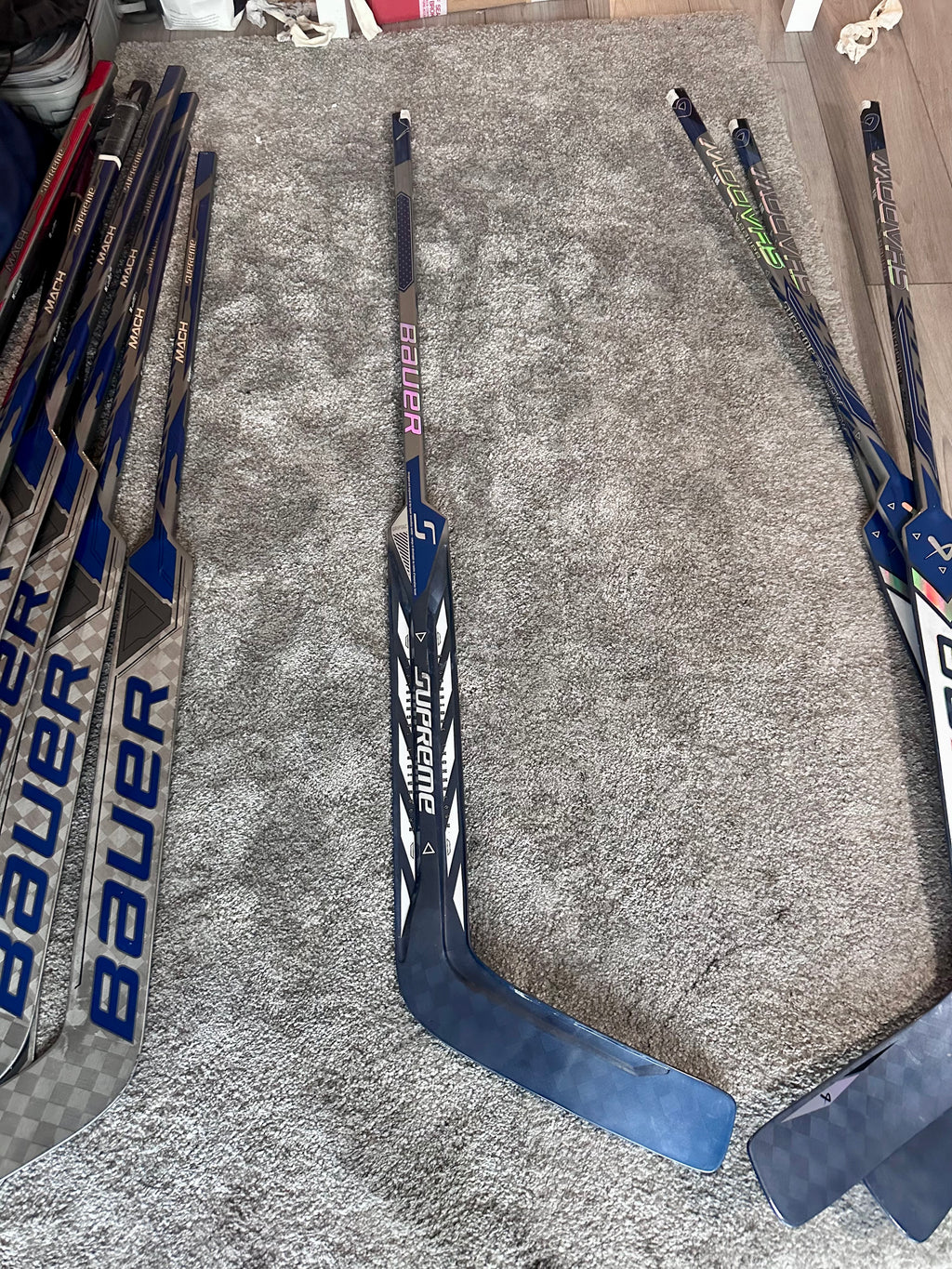 NCAA Bauer Shadow Full Right 24" Navy Pro Stock Goalie Stick #3