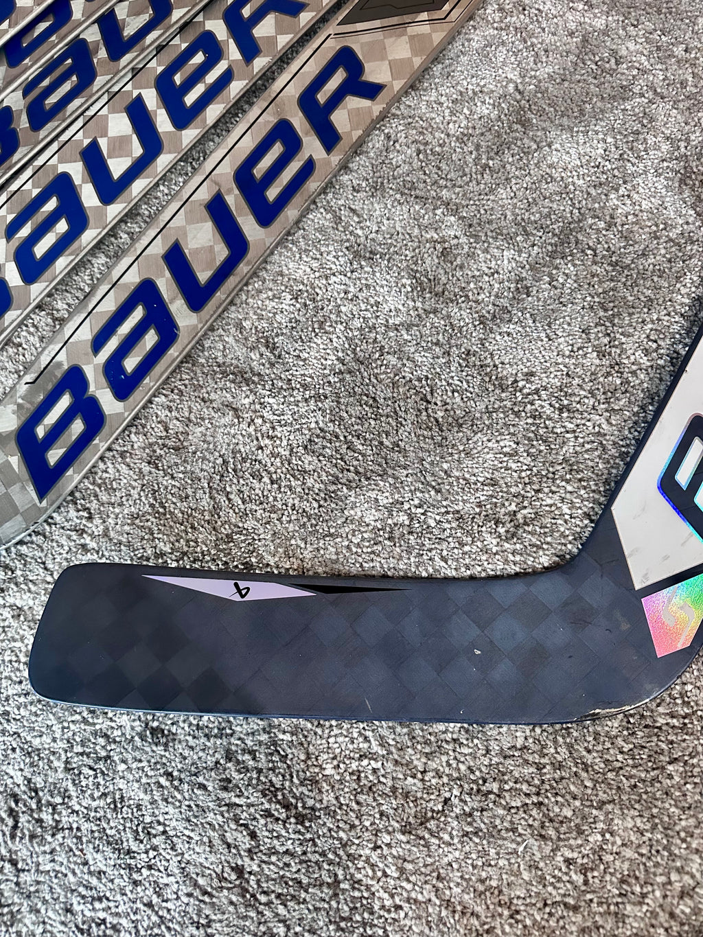 NCAA Bauer Shadow Full Right 24" Navy Pro Stock Goalie Stick #6