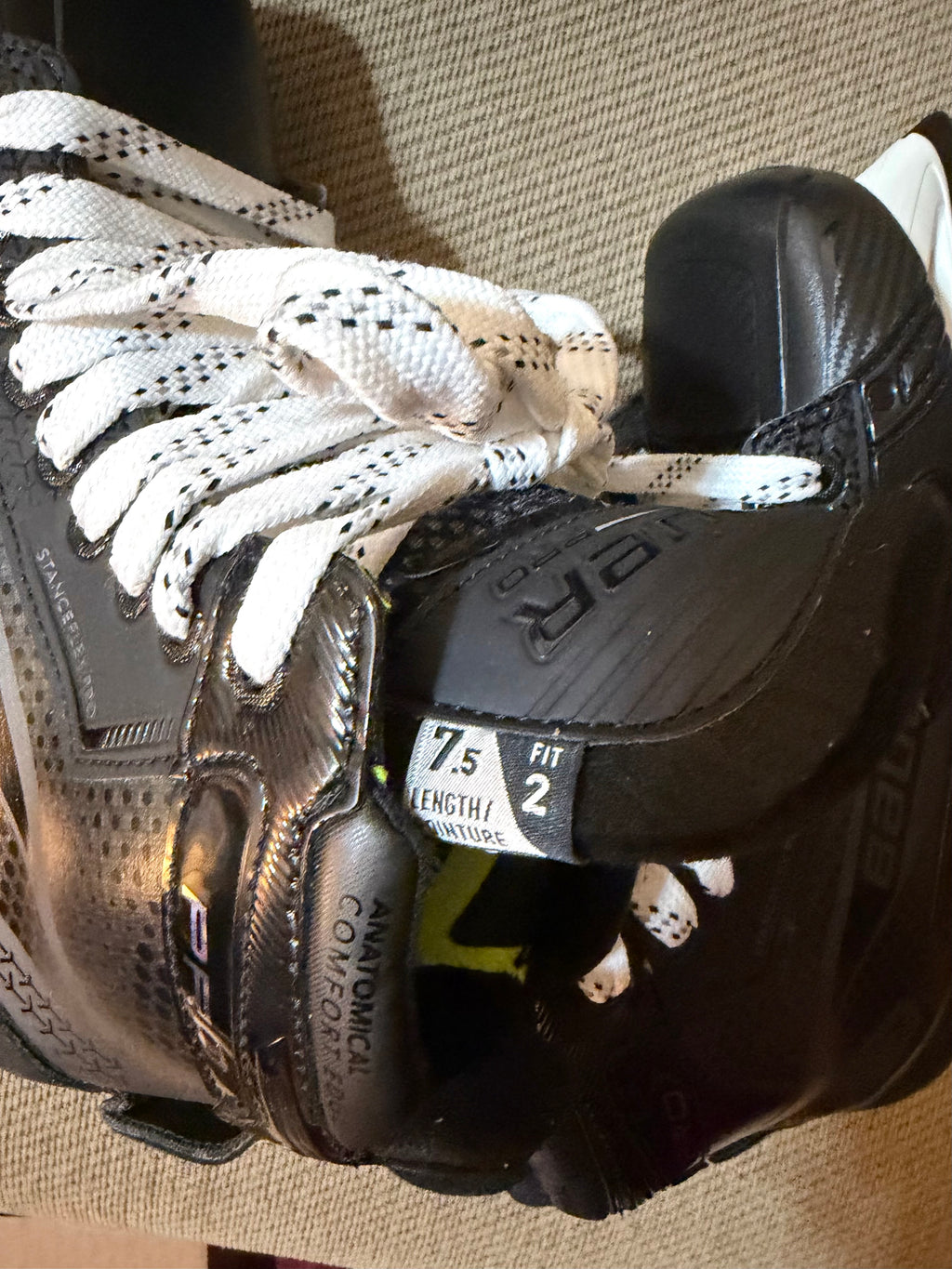 NEW Bauer Pro size 7.5 Hockey Goalie Skates