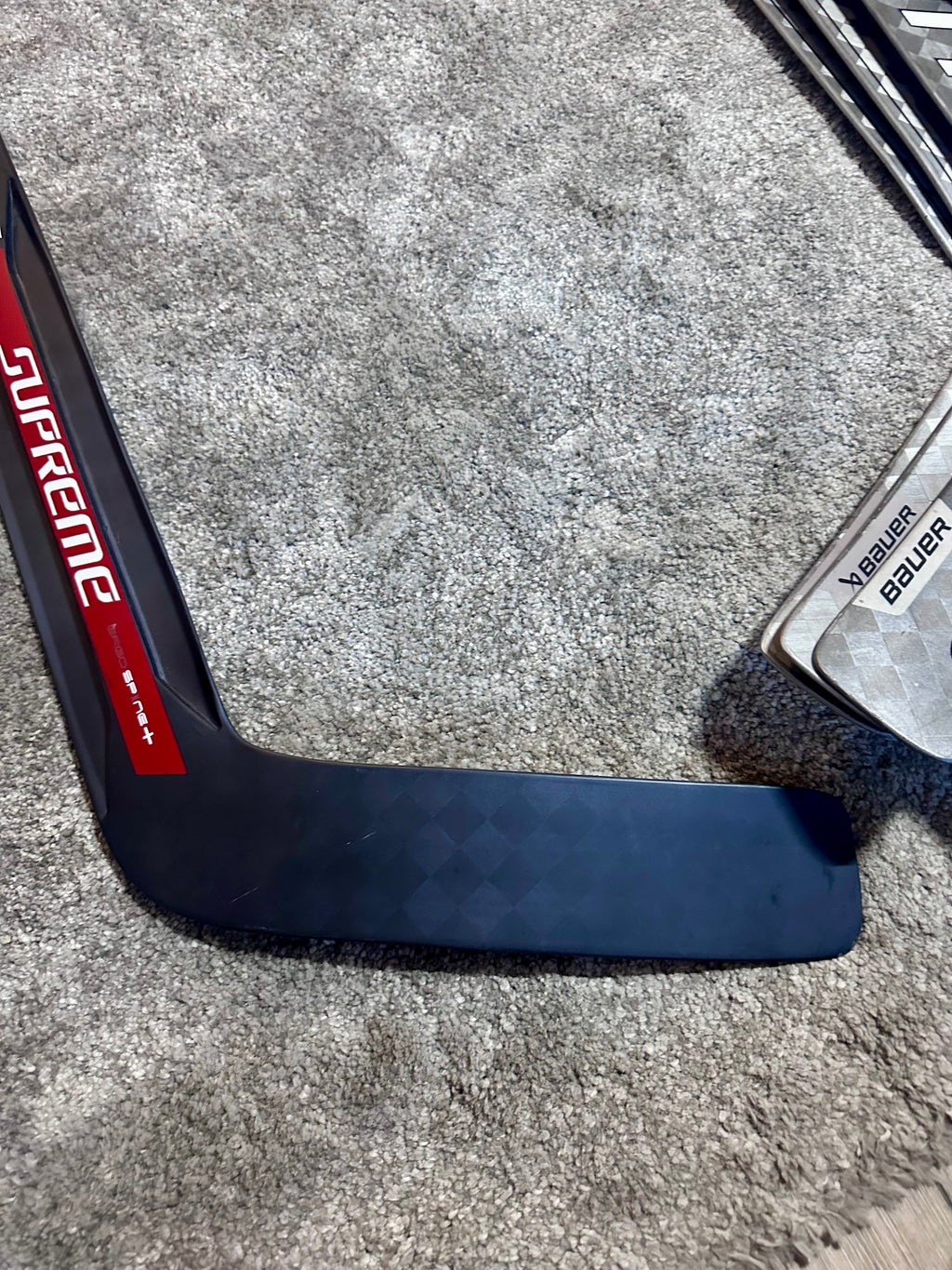 New NCAA Bauer Ultrsonic 25” Full Right Pro Stock Goalie Stick