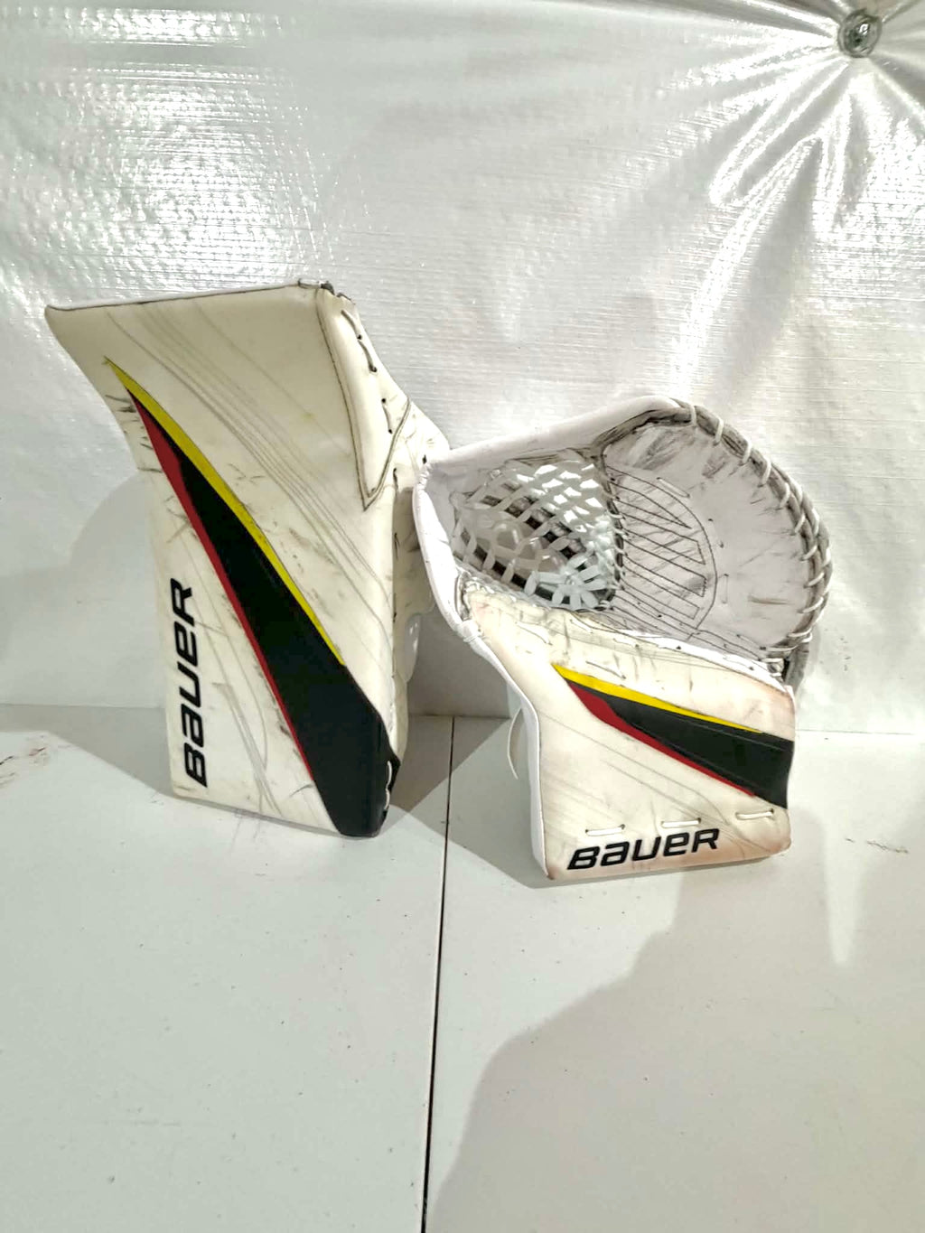 Bauer Hyperlite 2/Mach Regular 35+1 Goalie Pro stock Full Set