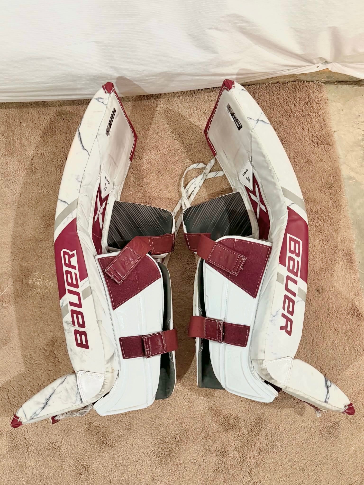 NCAA Bauer Hyperlite 2 35+1 Pro Stock Goalie Full Set