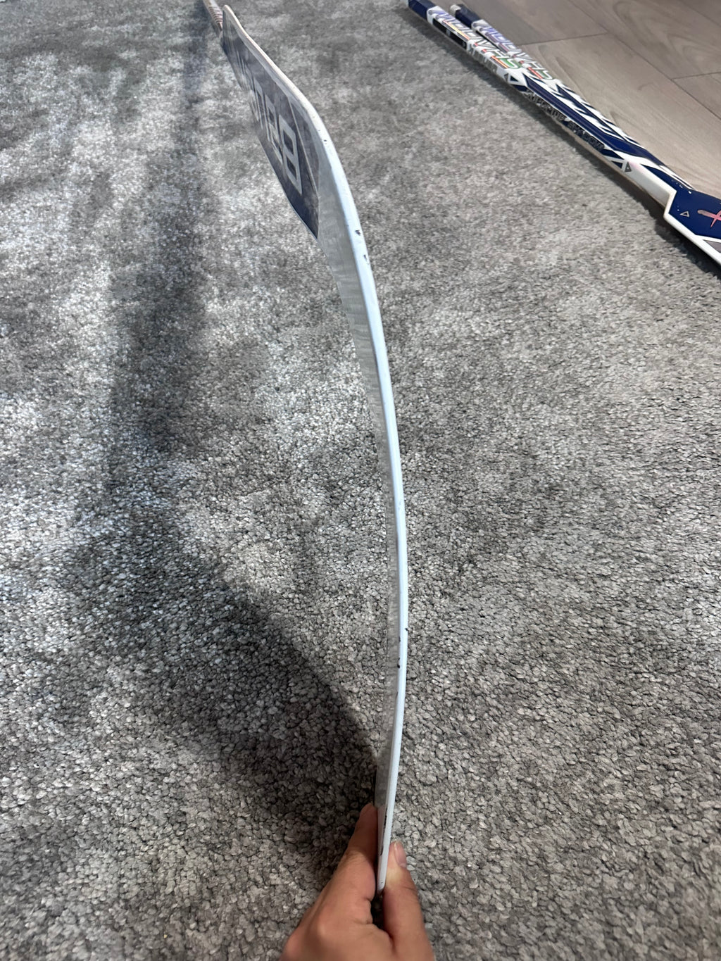 NCAA Bauer Shadow Full Right 24" White Pro Stock Goalie Stick #4