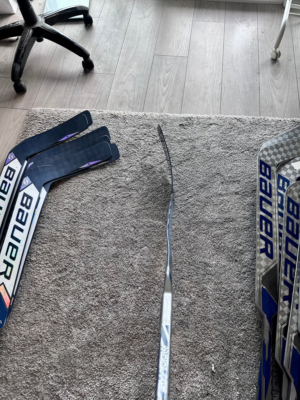 NCAA Bauer Shadow 24” Full Right Pro Stock Goalie stick #4