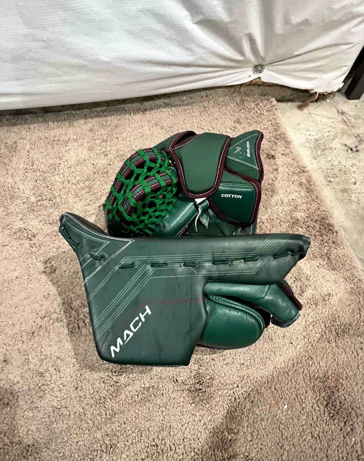 Bauer Mach Full Right 35+1 Goalie Pro Stock Full Set