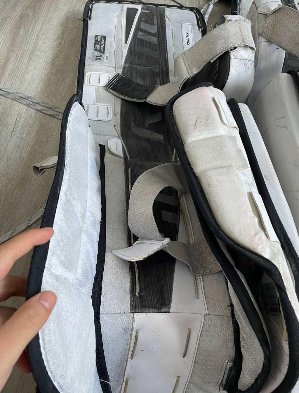 Bauer supreme Ultrasonic 36+1 pro stock goalie pads