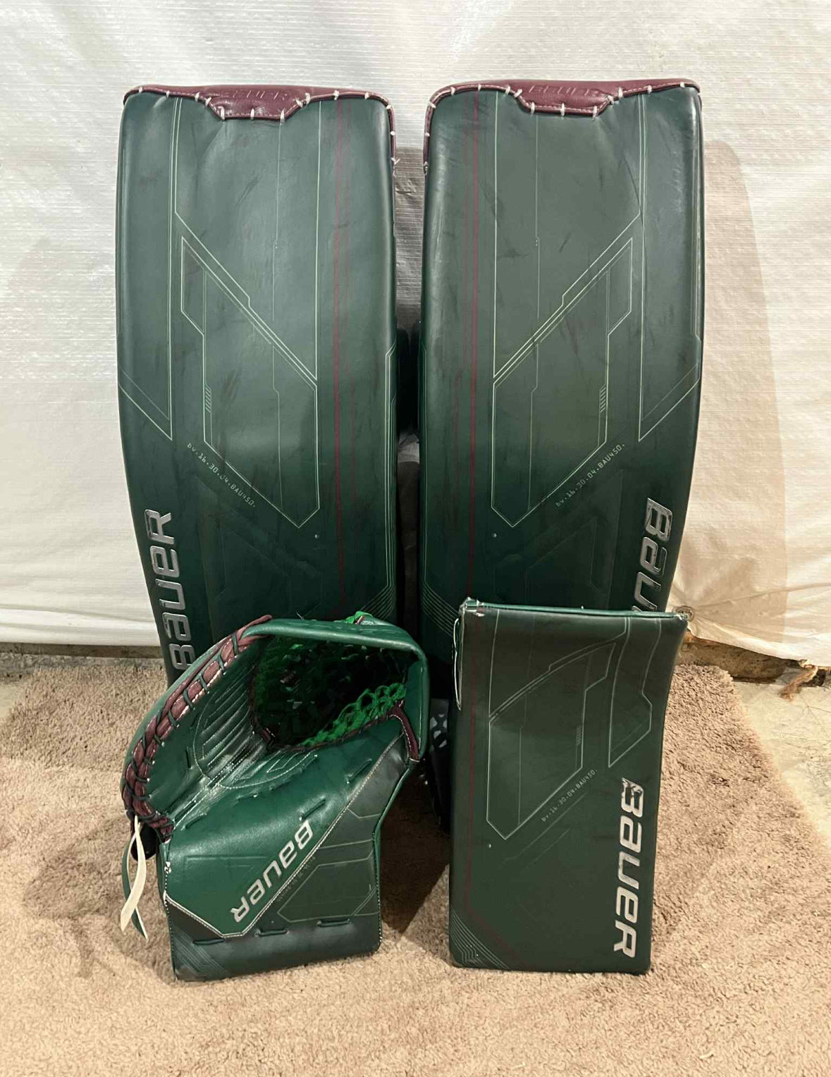 Bauer Mach Full Right 35+1 Goalie Pro Stock Full Set