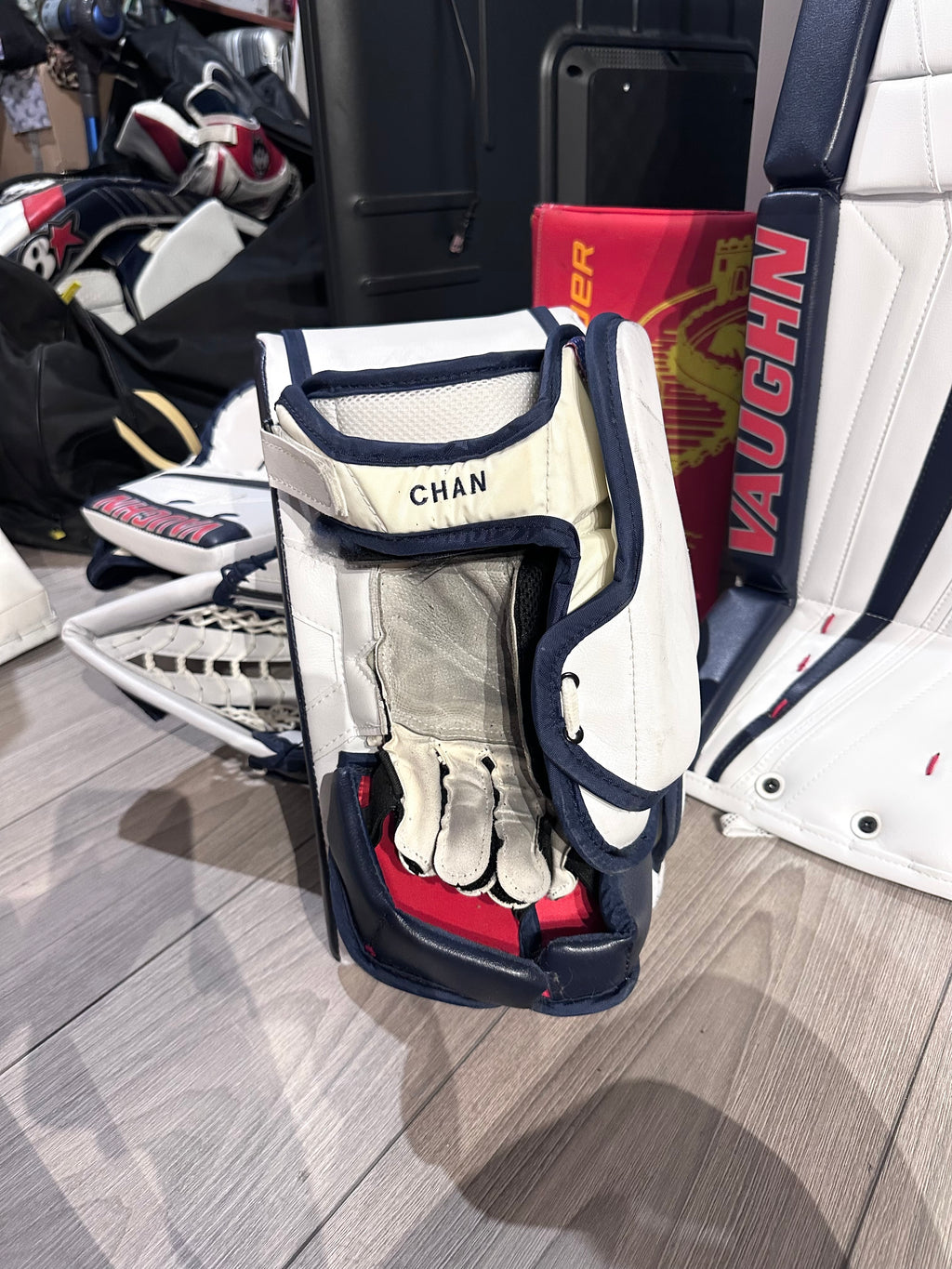 New NCAA Vaughn V9 Pro Carbon Full Right 31+2 Goalie Pro Stock Full Set
