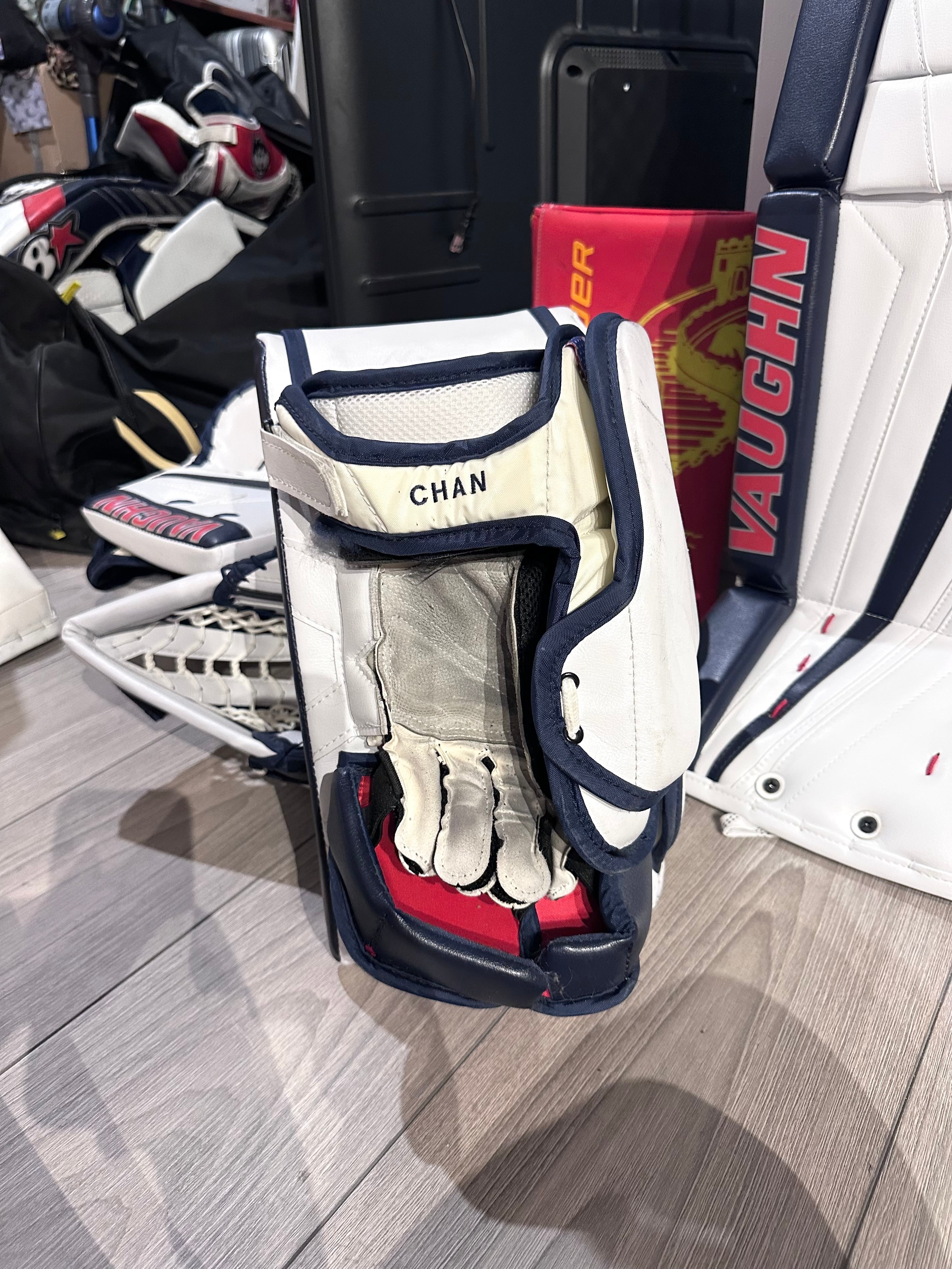 New NCAA Vaughn V9 Pro Carbon Full Right 31+2 Goalie Pro Stock Full Set