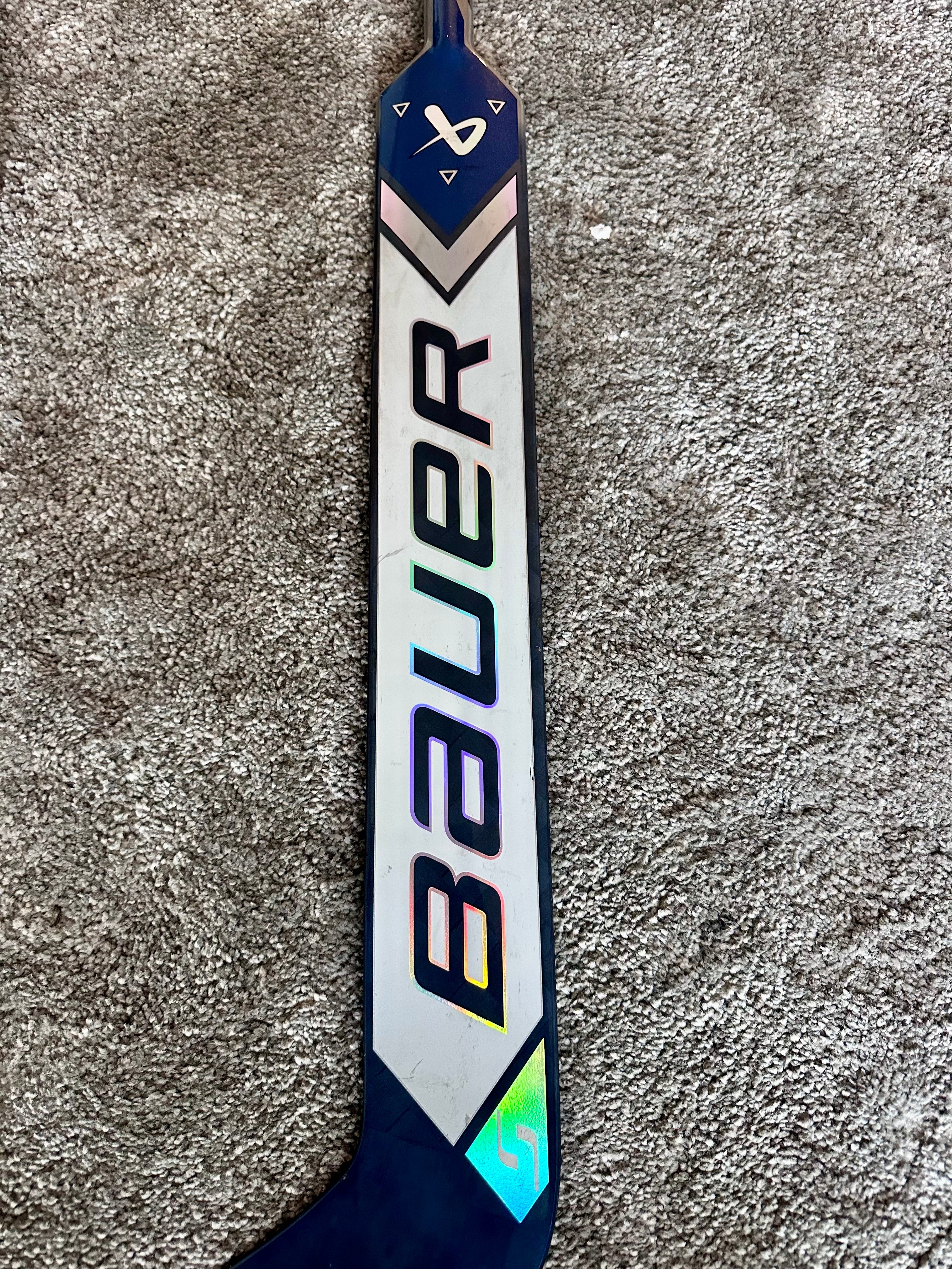 NCAA Bauer Shadow Full Right 24" Navy Pro Stock Goalie Stick #1