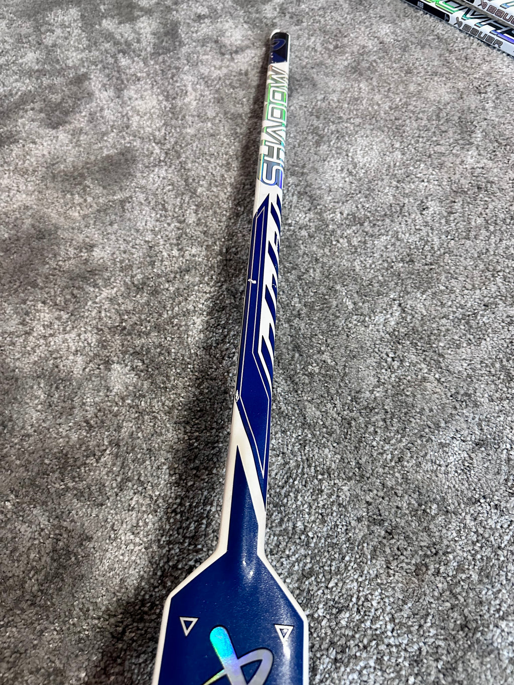 NCAA Bauer Shadow Full Right 24" White Pro Stock Goalie Stick #8
