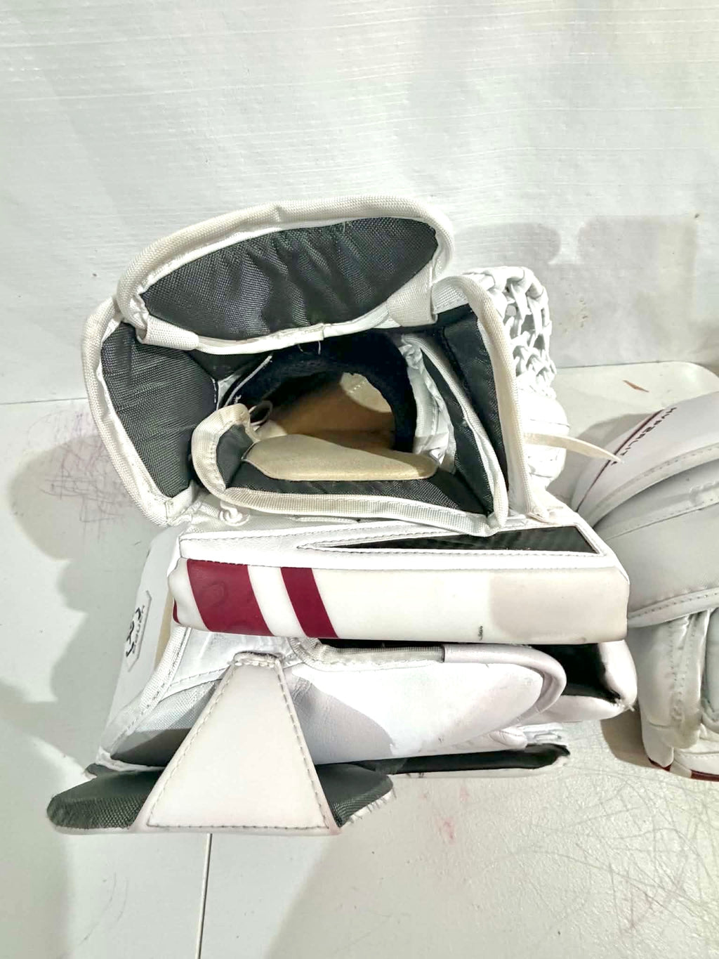 NCAA bauer mach pro stock goalie glove full set