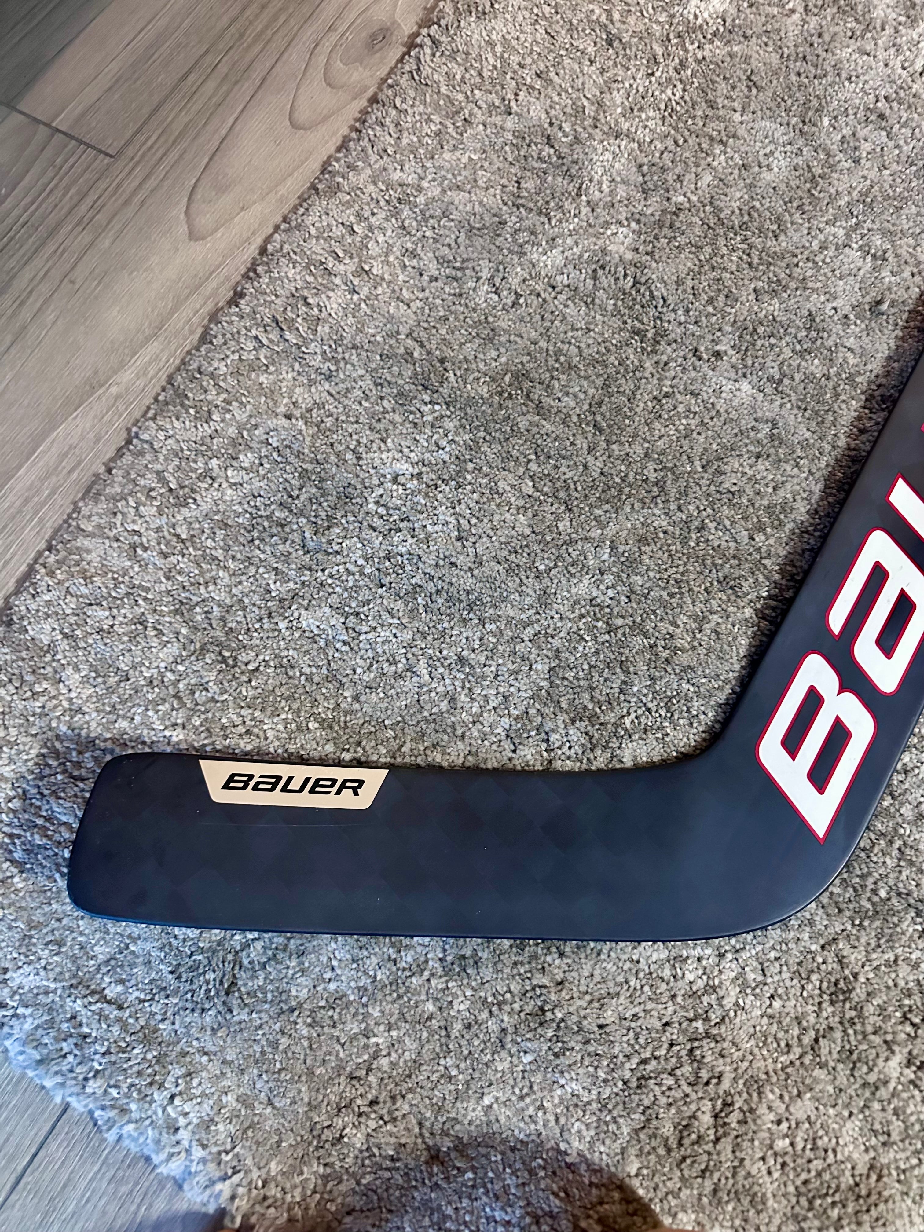 New NCAA Bauer Ultrsonic 25” Full Right Pro Stock Goalie Stick